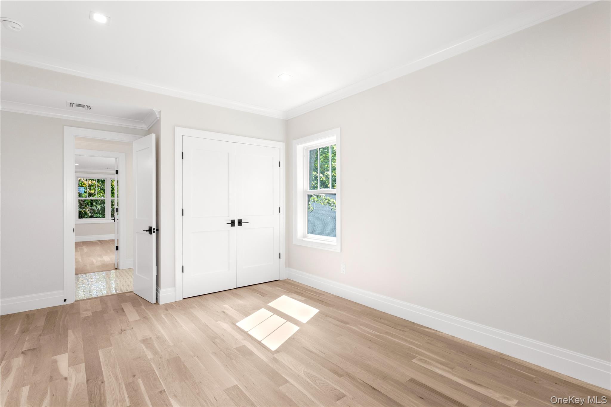 #19 photo, 265 Arshamomaque Avenue, サフォーク郡 Southold , NY 11971