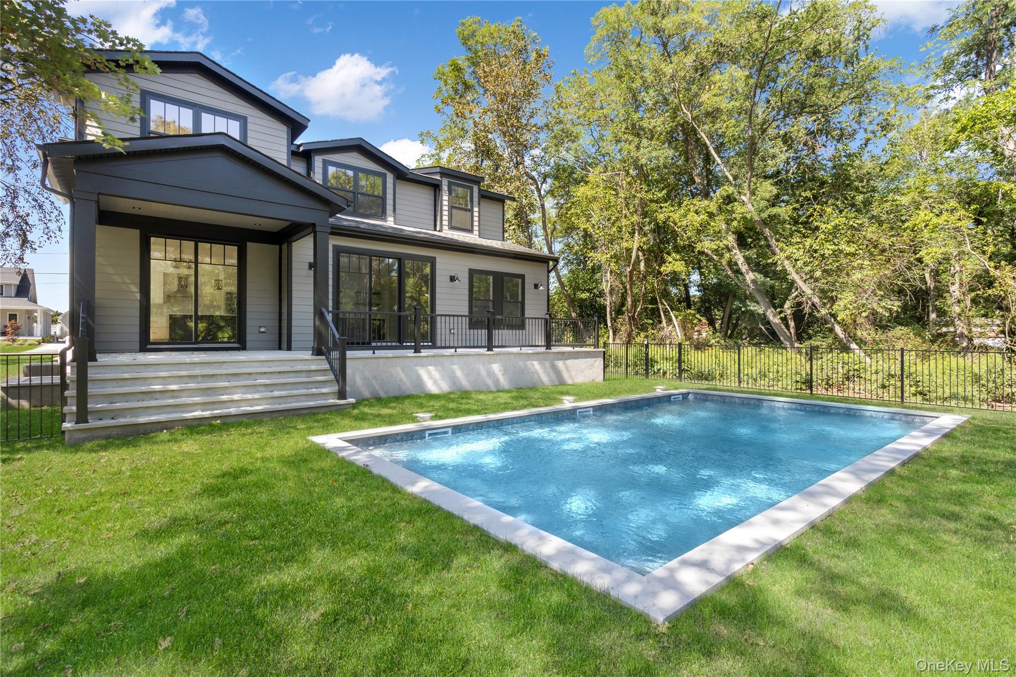 #2 photo, 265 Arshamomaque Avenue, サフォーク郡 Southold , NY 11971