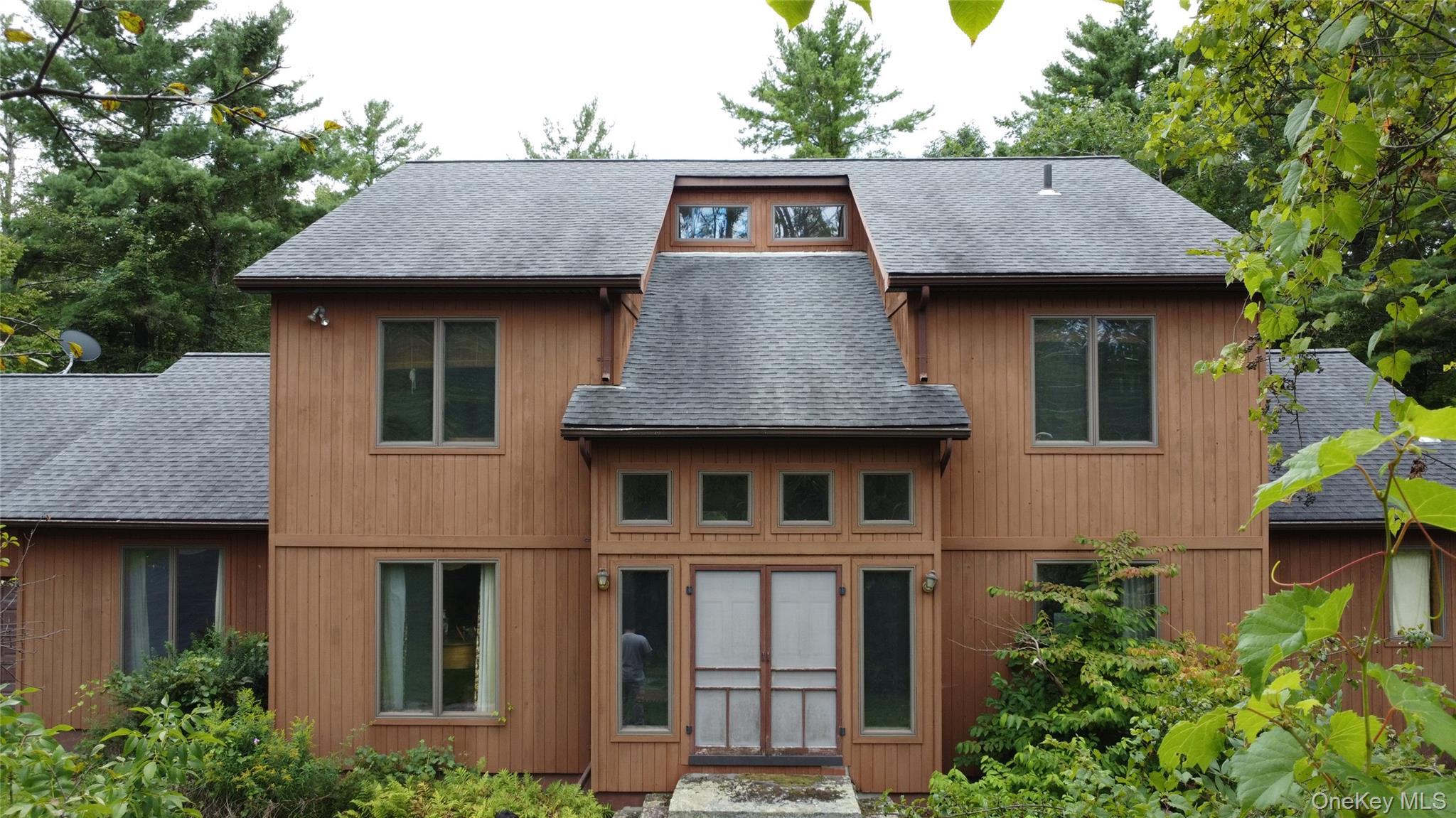 #1 photo, 211 Meadow Brook Lane, Greenville , NY 12083