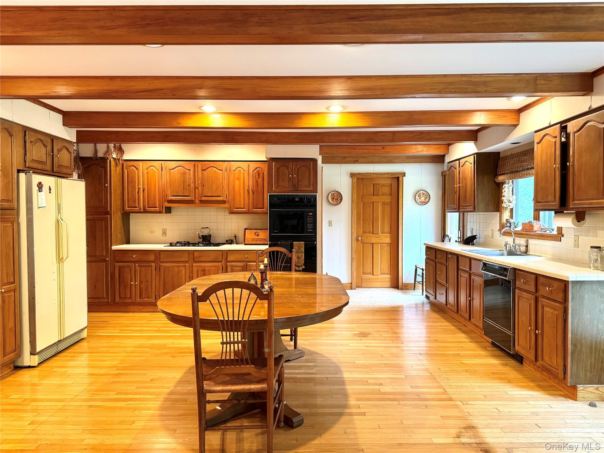 #10 photo, 211 Meadow Brook Lane, Greenville , NY 12083