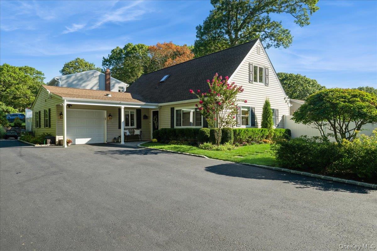 #1 photo, 129 Springdale Drive, Ronkonkoma , NY 11779