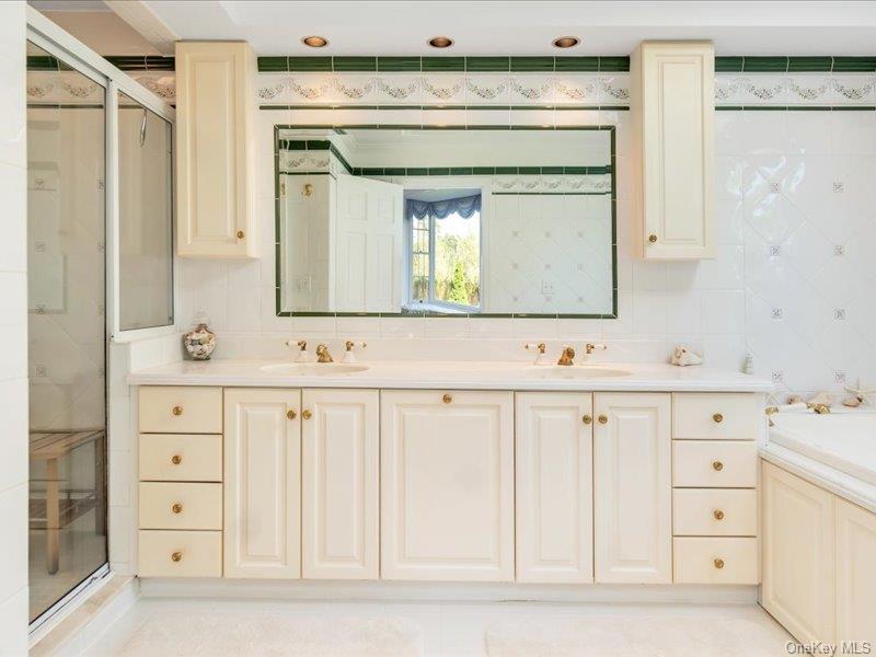 #16 photo, 44 Griffing Avenue, サフォーク郡 Westhampton Beach , NY 11978