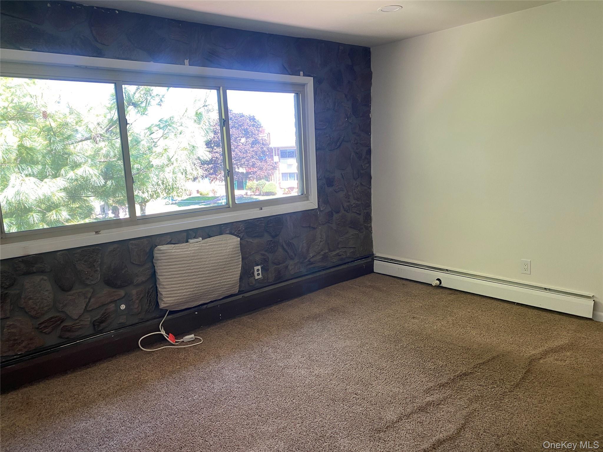 #12 photo, 2423 Union Boulevard, サフォーク郡 Islip , NY 11751