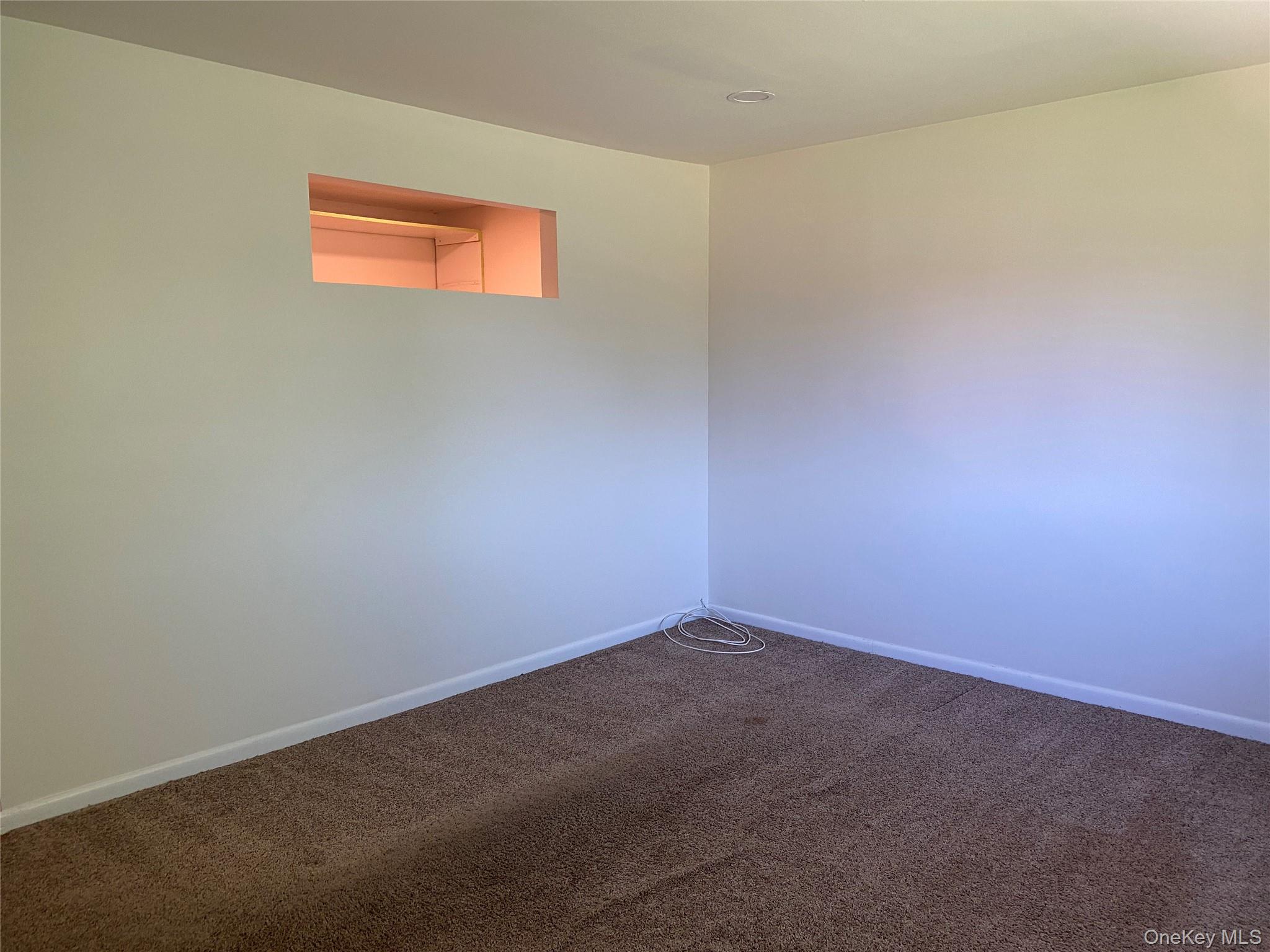 #13 photo, 2423 Union Boulevard, サフォーク郡 Islip , NY 11751