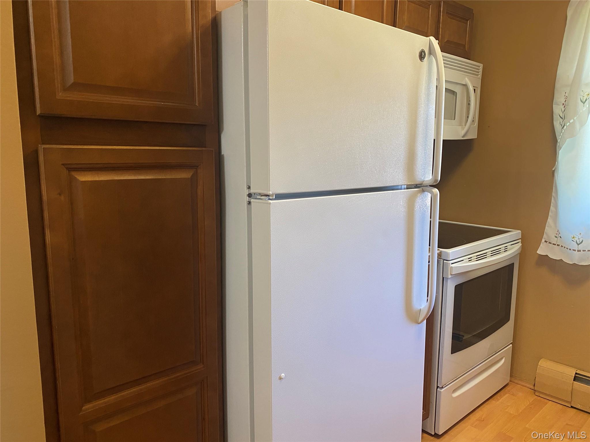 #8 photo, 2423 Union Boulevard, サフォーク郡 Islip , NY 11751