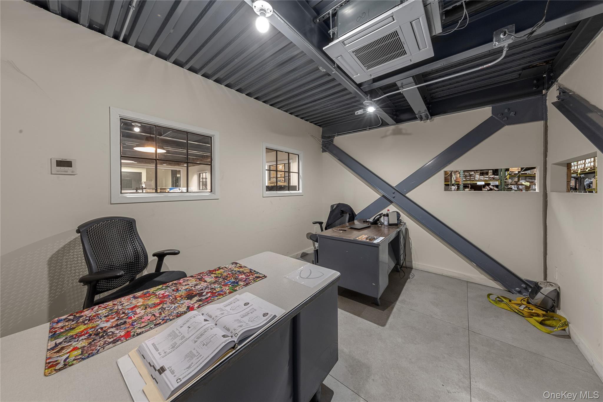 #12 photo, 33-09 37th Avenue, クイーンズ区 Long Island City , NY 11101