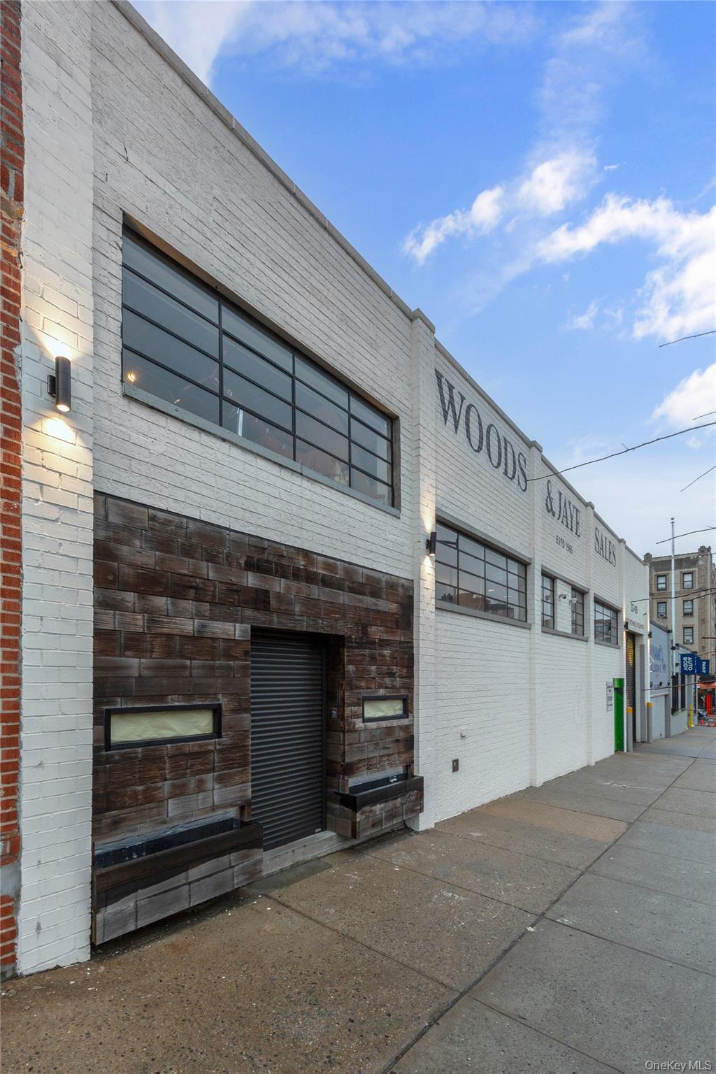 #4 photo, 33-09 37th Avenue, クイーンズ区 Long Island City , NY 11101