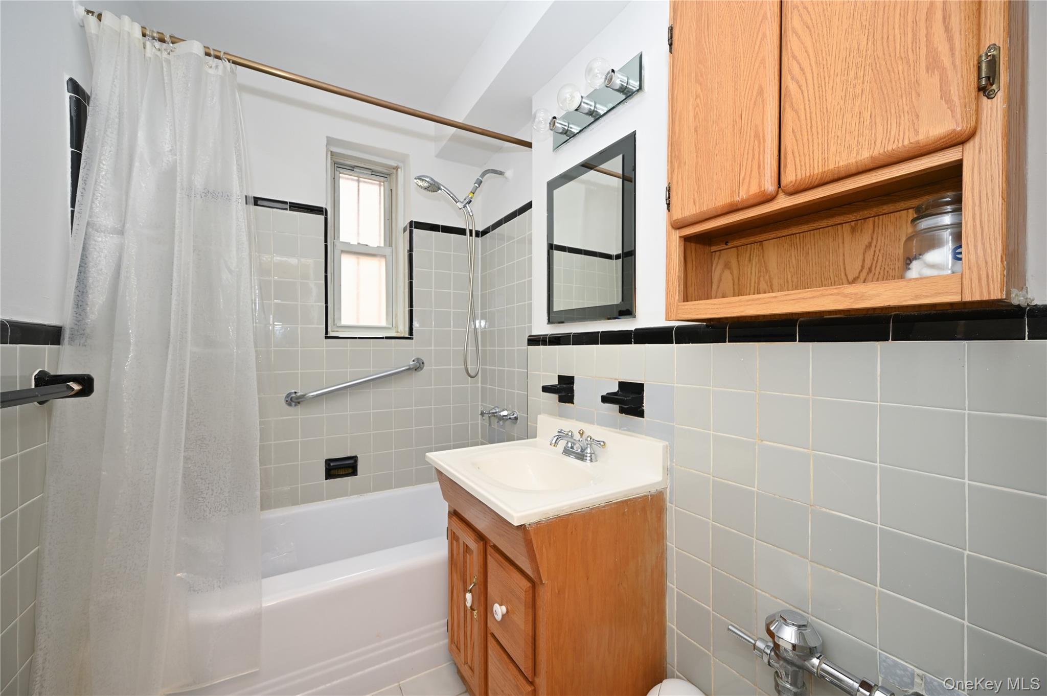 #14 photo, 39-45 51 Street, クイーンズ区 Woodside , NY 11377