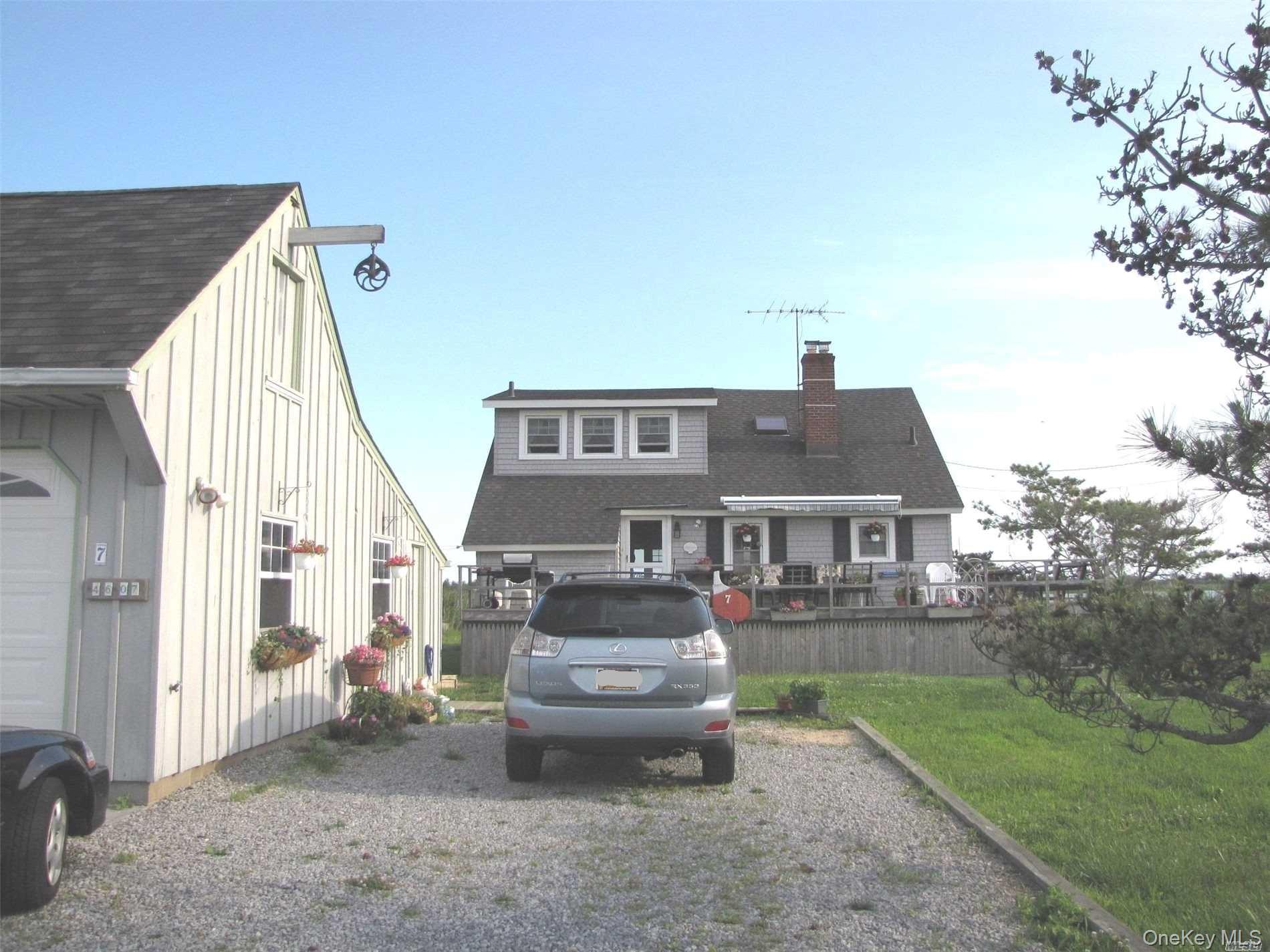 #1 photo, 7 Captree, Babylon , NY 11702