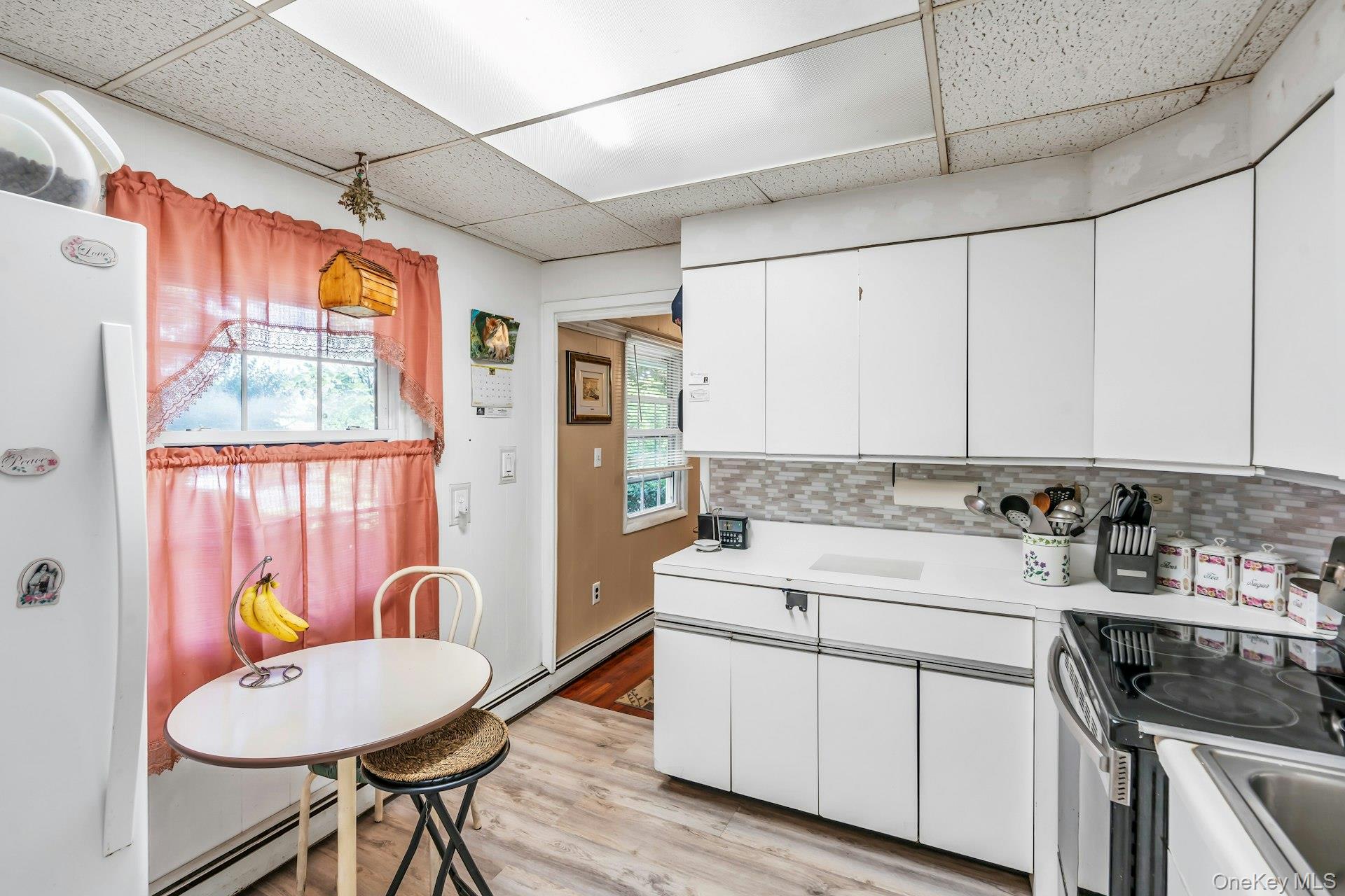 #8 photo, 2 Chase Lane, ナッソー郡 Levittown , NY 11756