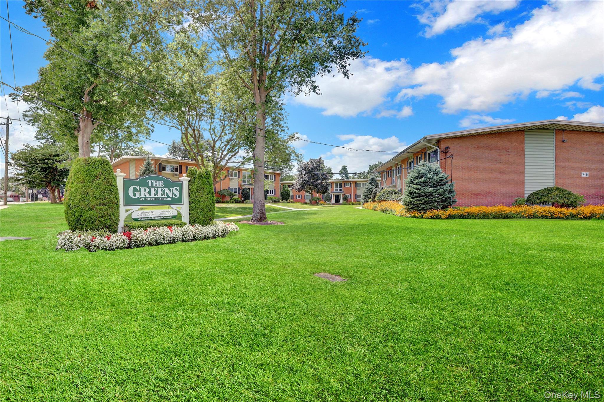 #1 photo, 742 Deer Park Avenue, North Babylon , NY 11703