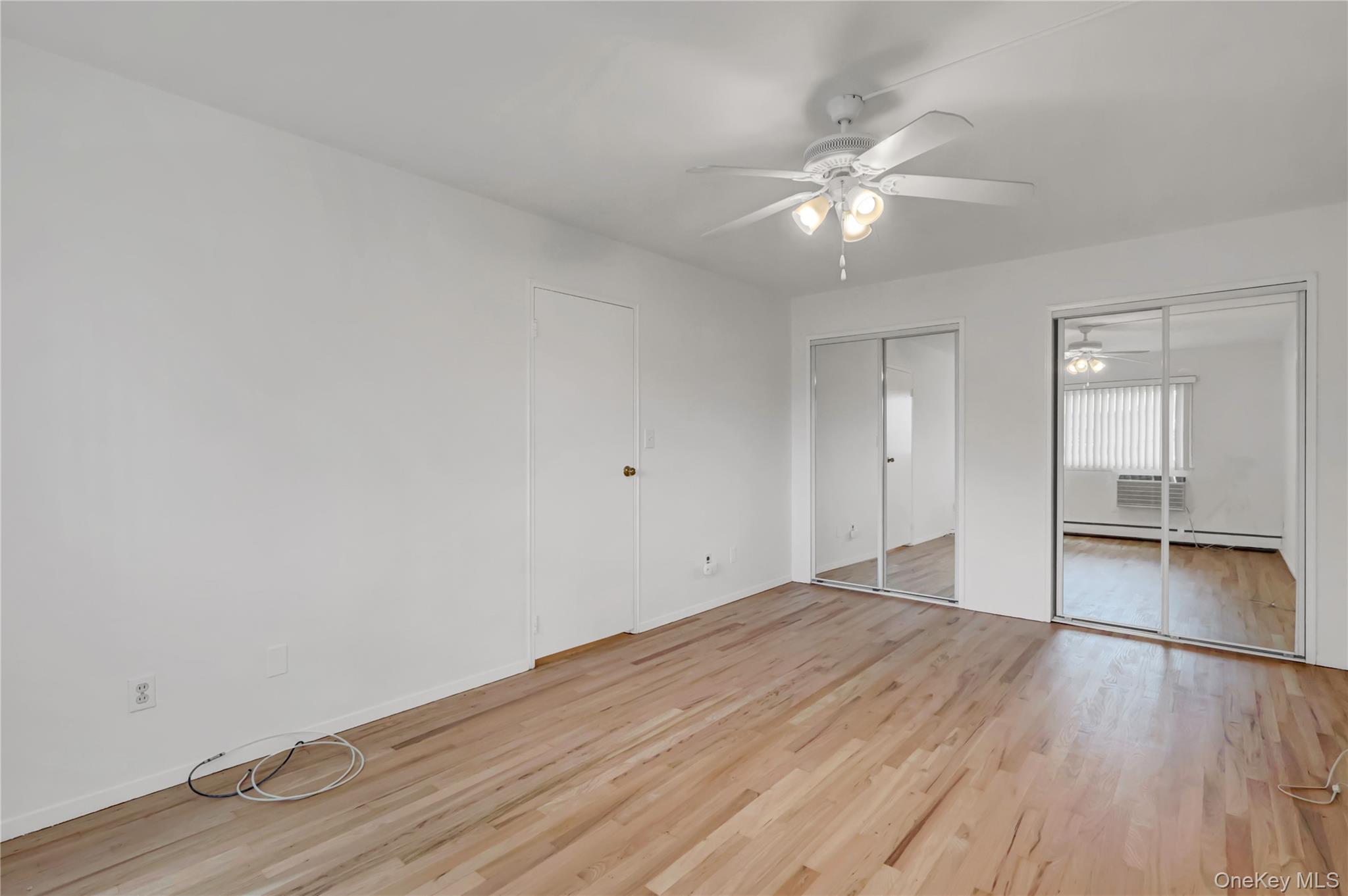 #12 photo, 742 Deer Park Avenue, North Babylon , NY 11703