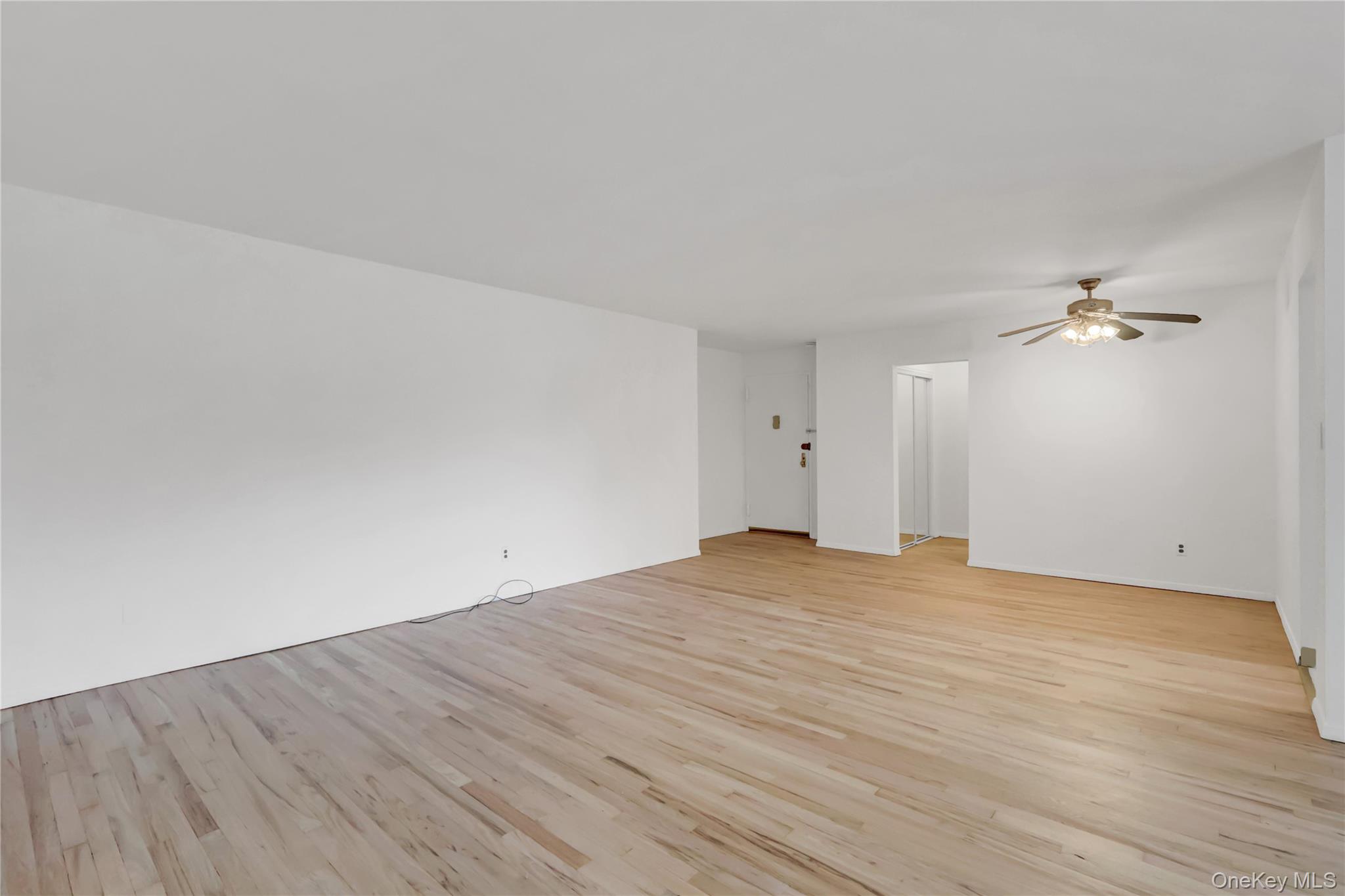 #8 photo, 742 Deer Park Avenue, North Babylon , NY 11703