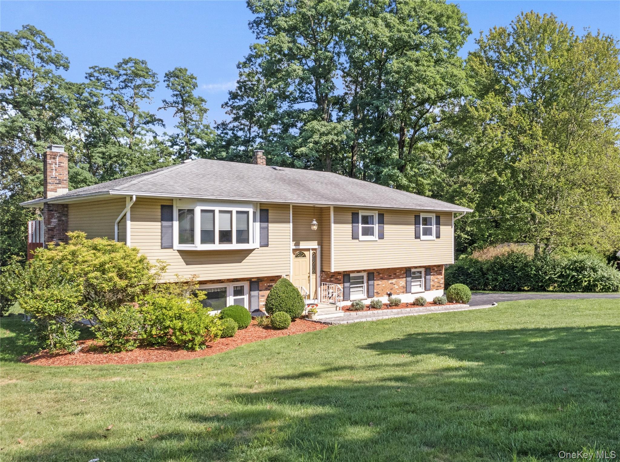 #1 photo, 2862 Mead Street, Yorktown Heights , NY 10598