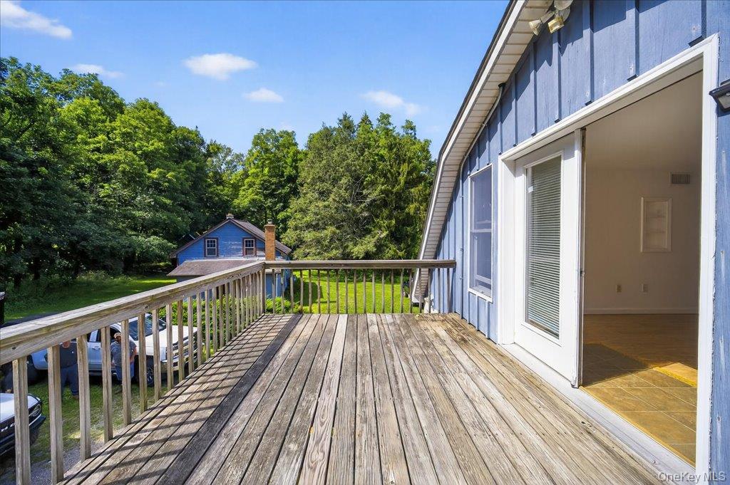 #11 photo, 153-155 Schoolhouse Lane, Hopewell Junction , NY 12533