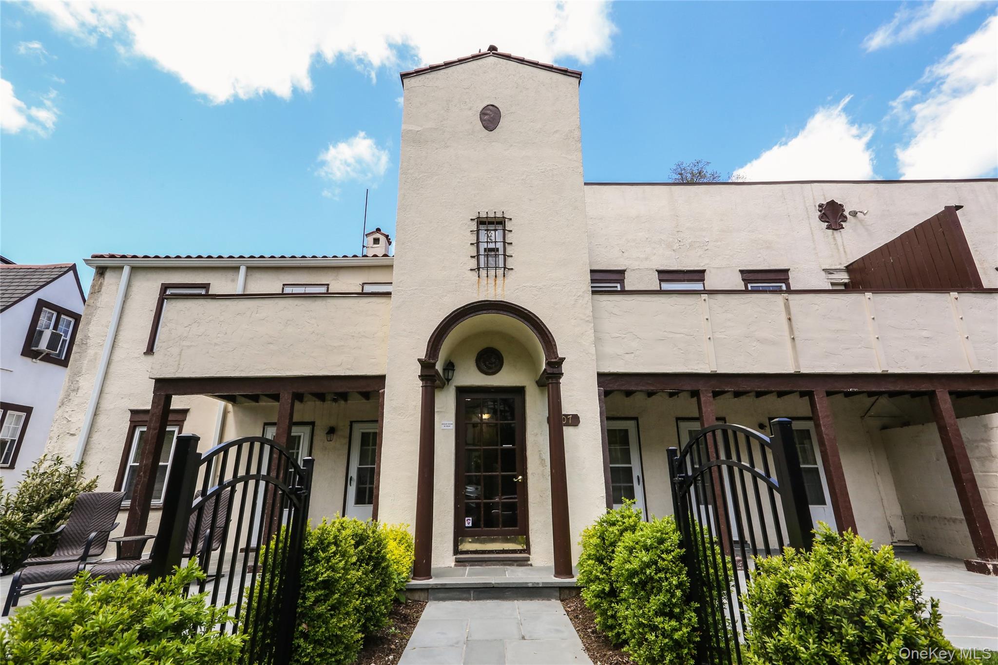 #1 photo, 107 Kensington Road, Bronxville , NY 10708