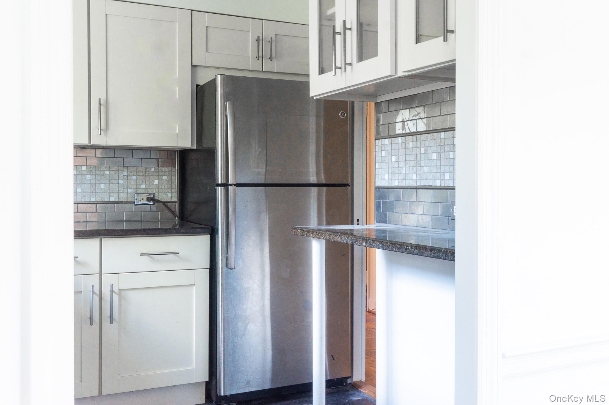 #10 photo, 7 chateaux Circle, Scarsdale , NY 10583