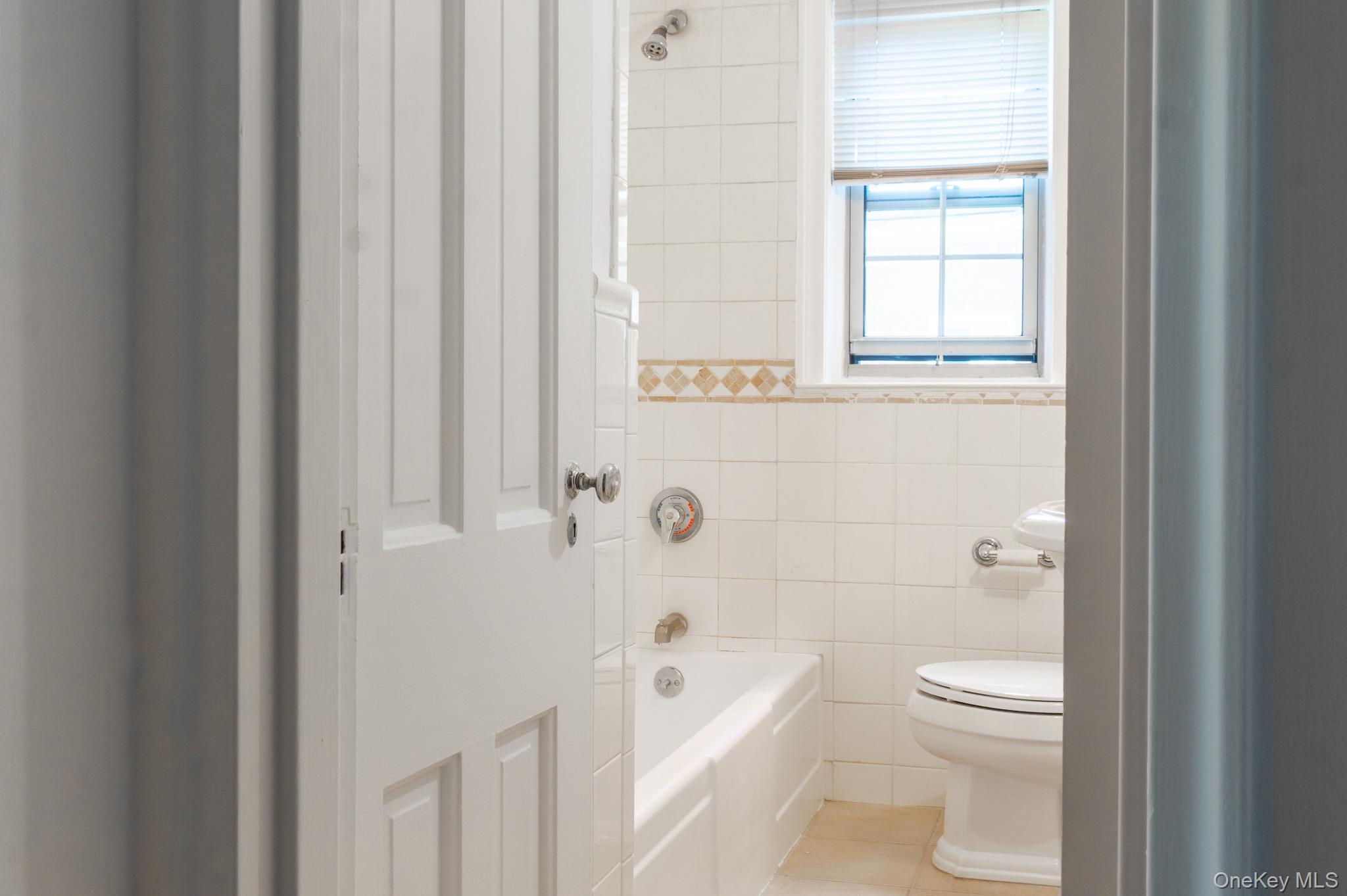 #18 photo, 7 chateaux Circle, Scarsdale , NY 10583