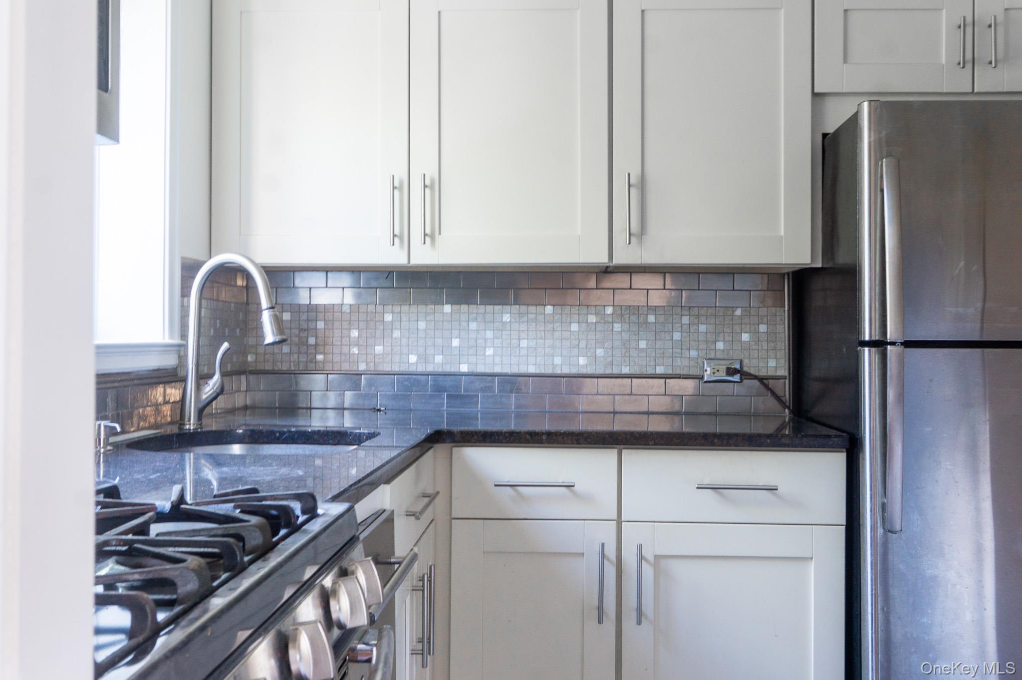 #9 photo, 7 chateaux Circle, Scarsdale , NY 10583