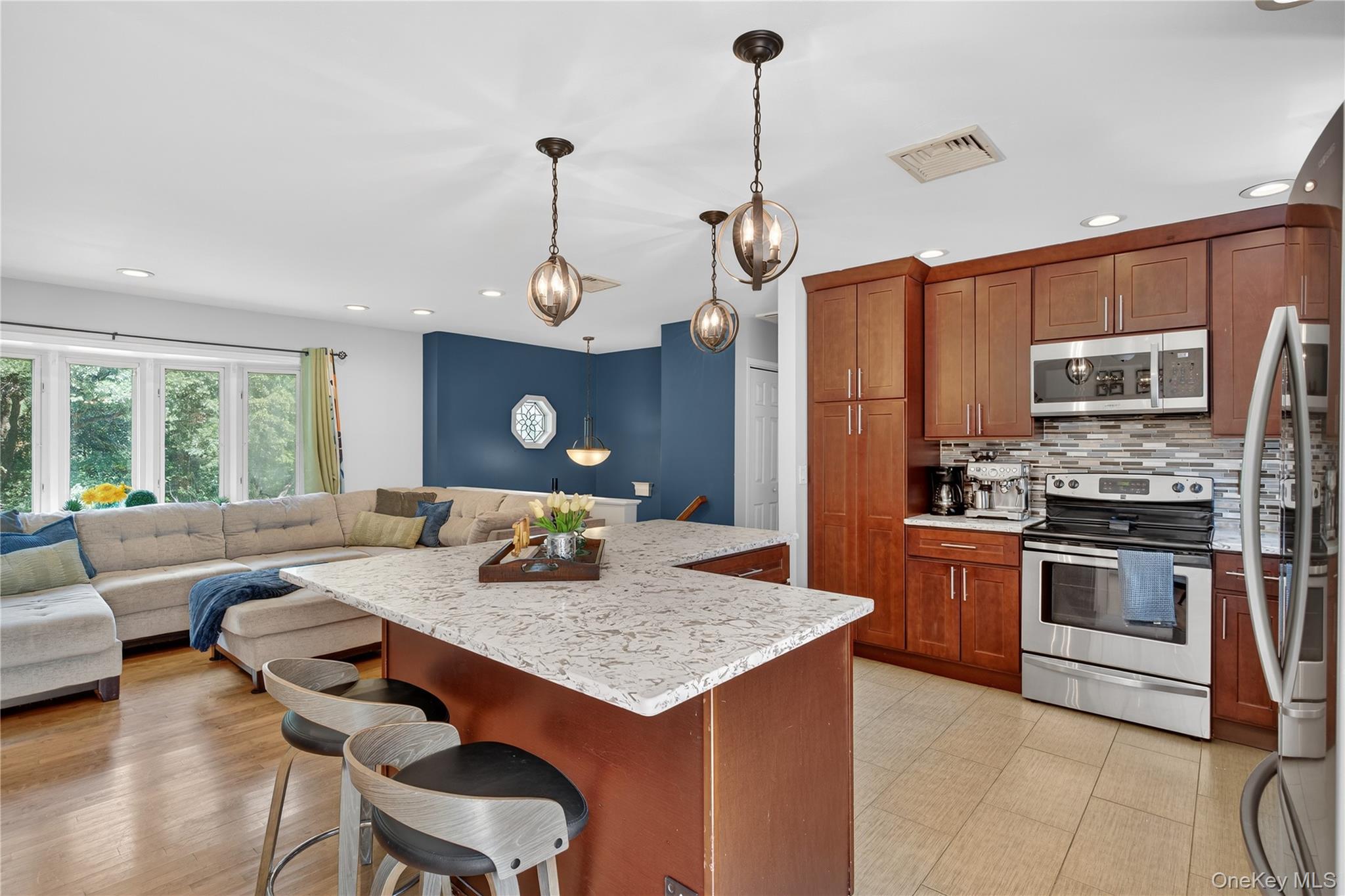 #20 photo, 2 Mockingbird Lane, Washingtonville , NY 10992