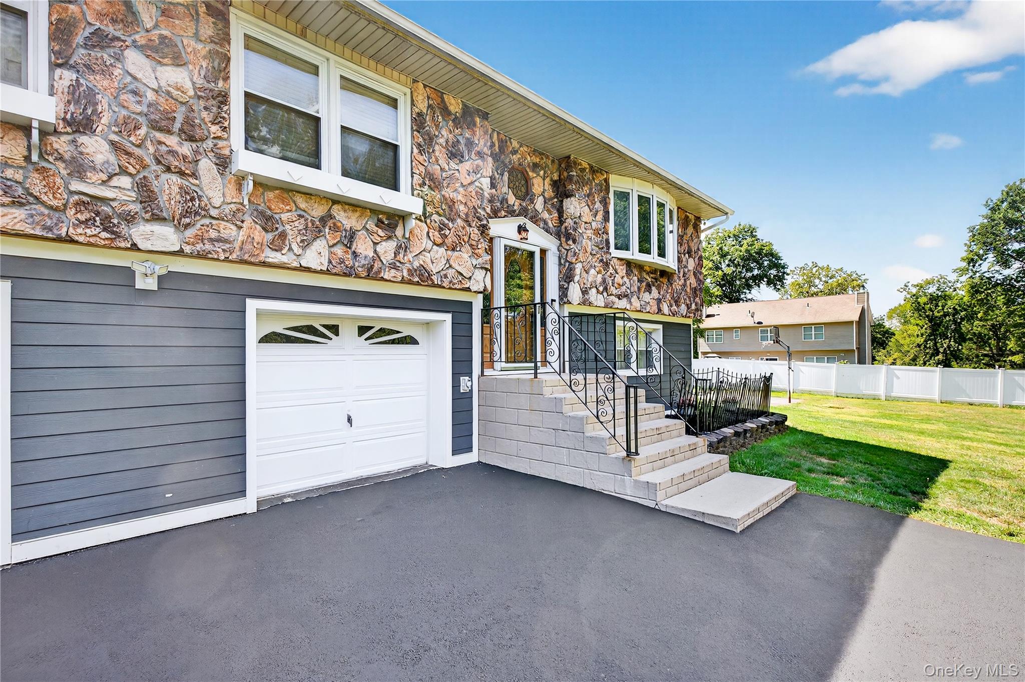 #3 photo, 2 Mockingbird Lane, Washingtonville , NY 10992