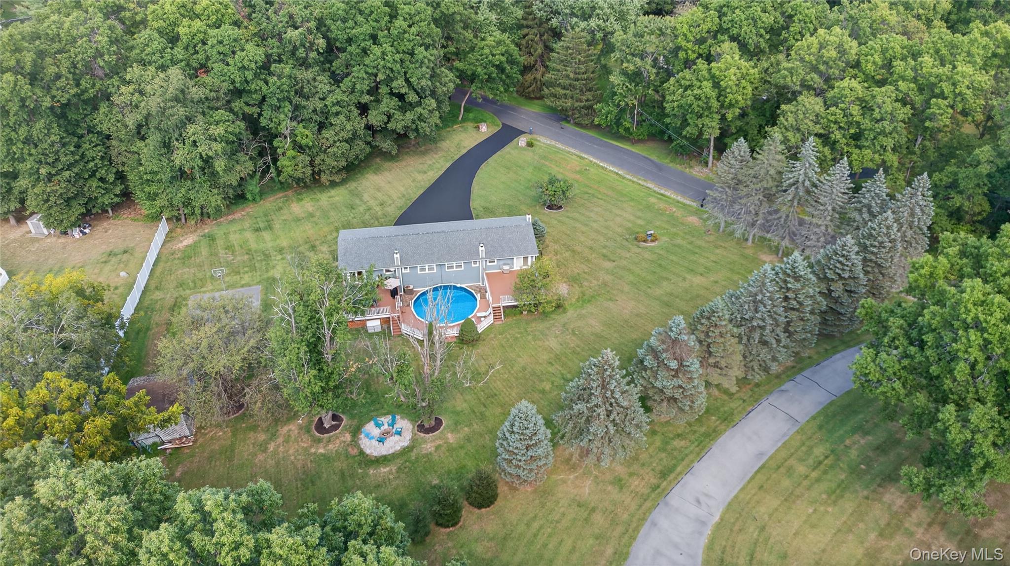 #7 photo, 2 Mockingbird Lane, Washingtonville , NY 10992