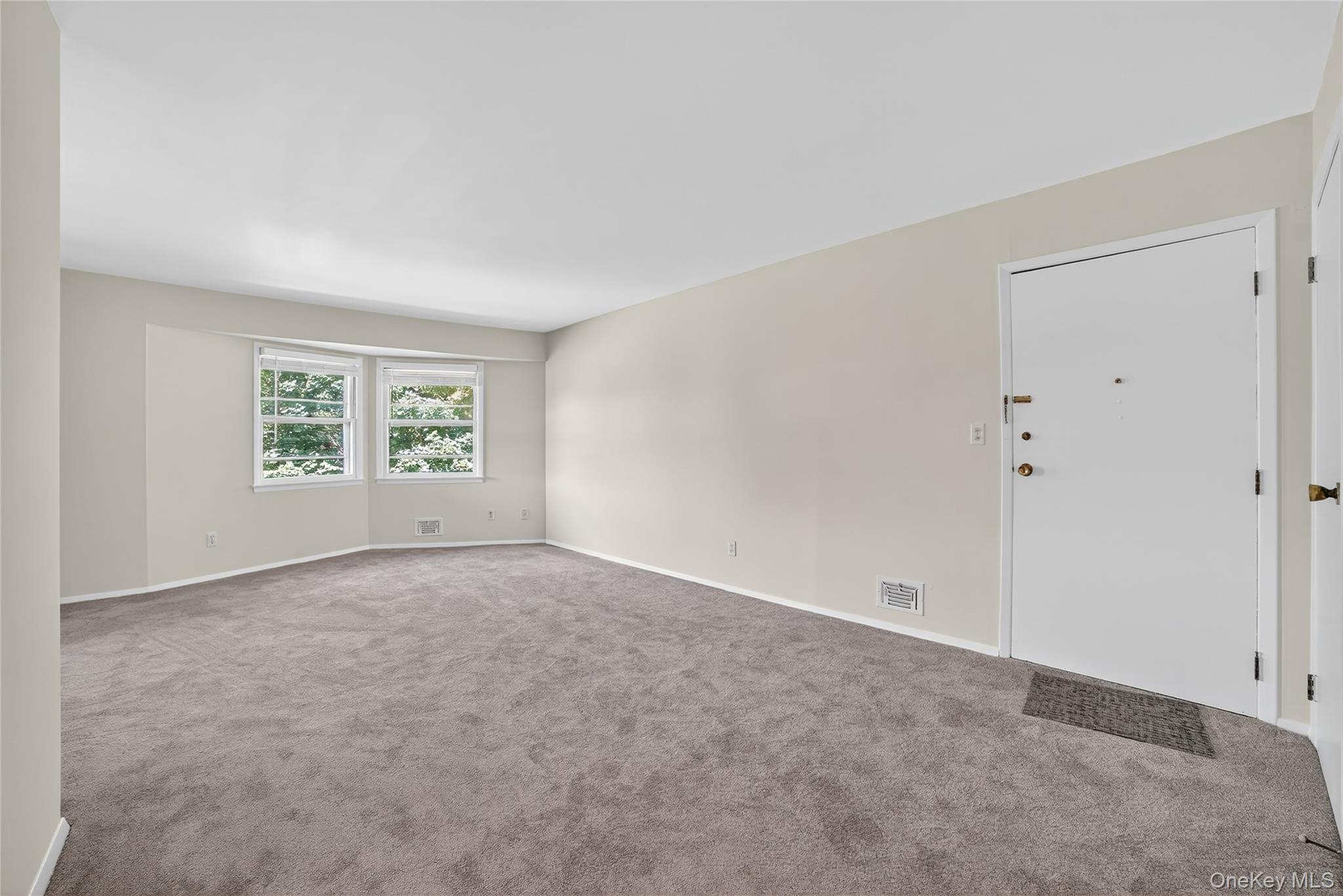 #7 photo, 15 Essex Place, Yorktown Heights , NY 10598