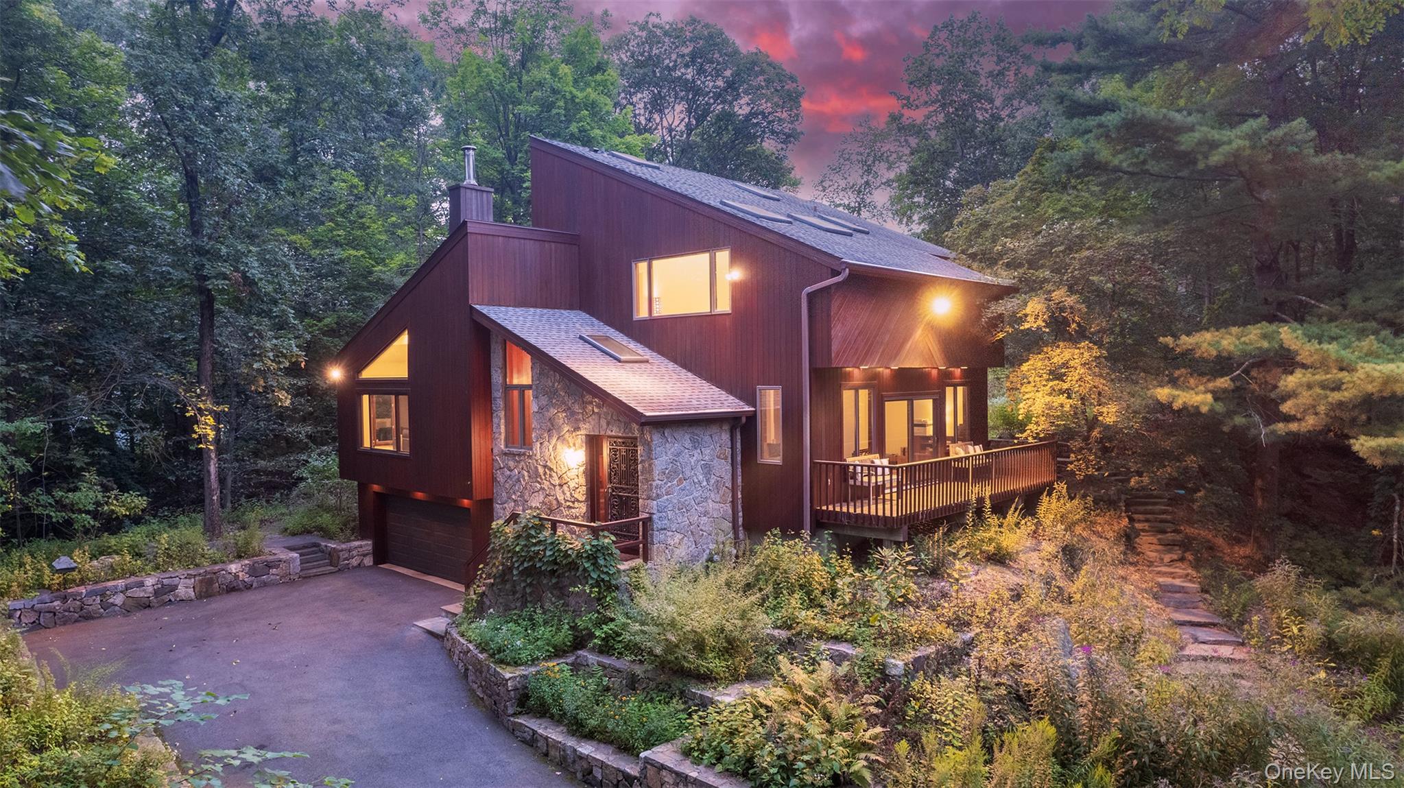 #1 photo, 2 Cecilia Lane, Pleasantville , NY 10570