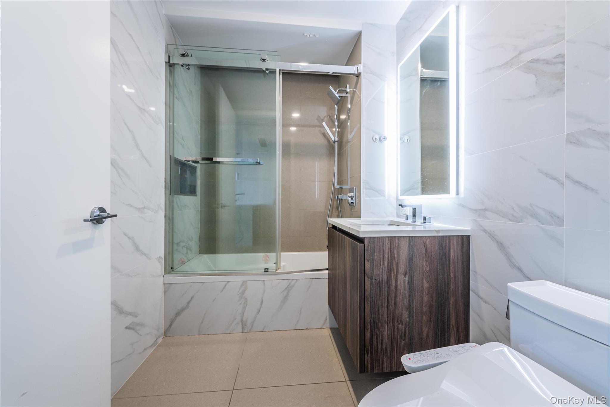 #16 photo, 33-66 Farrington St, クイーンズ区 Flushing , NY 11354