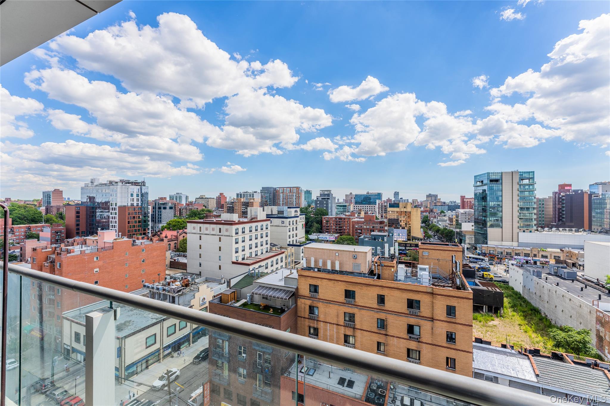 #18 photo, 33-66 Farrington St, クイーンズ区 Flushing , NY 11354