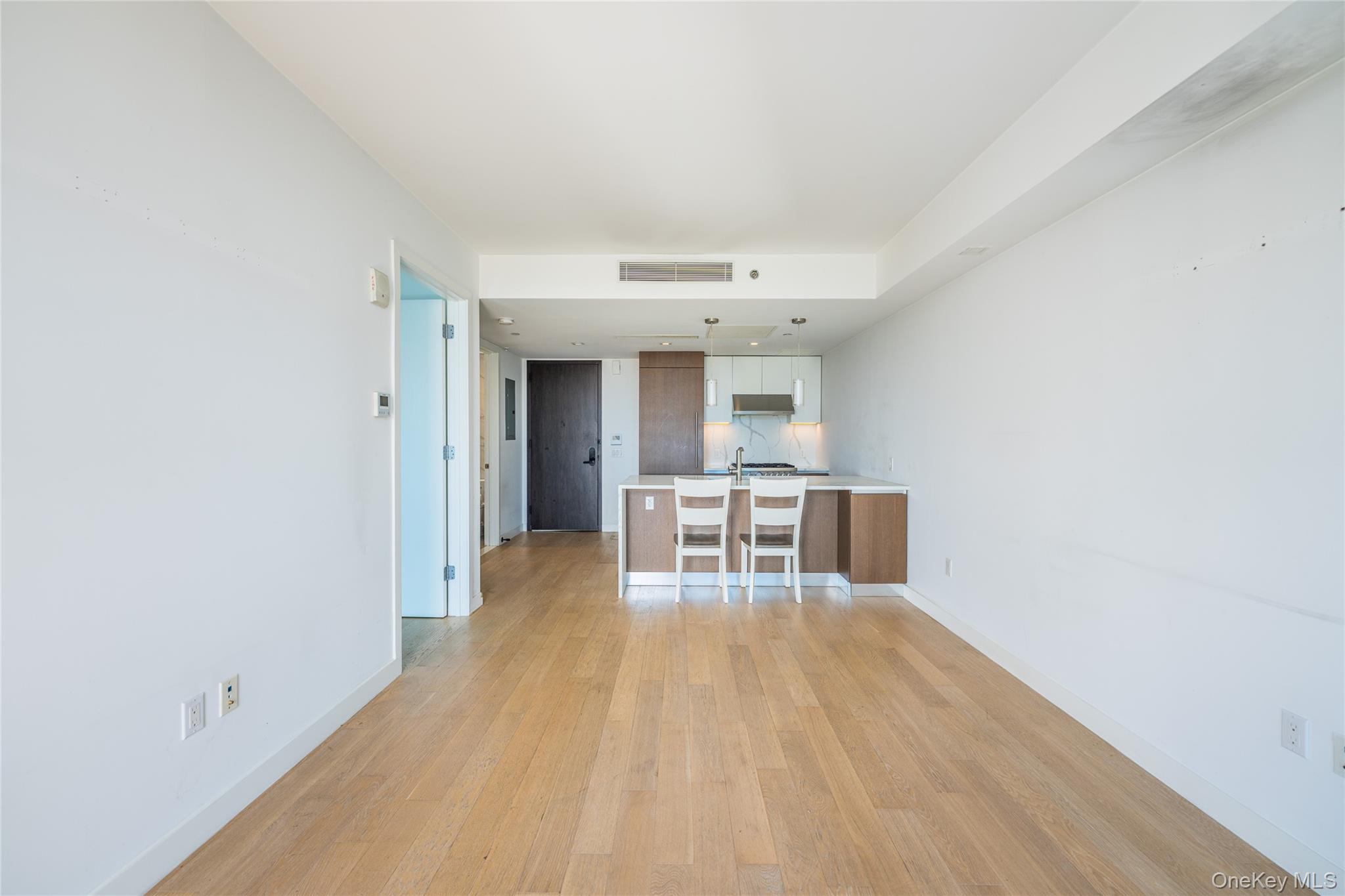 #8 photo, 33-66 Farrington St, クイーンズ区 Flushing , NY 11354