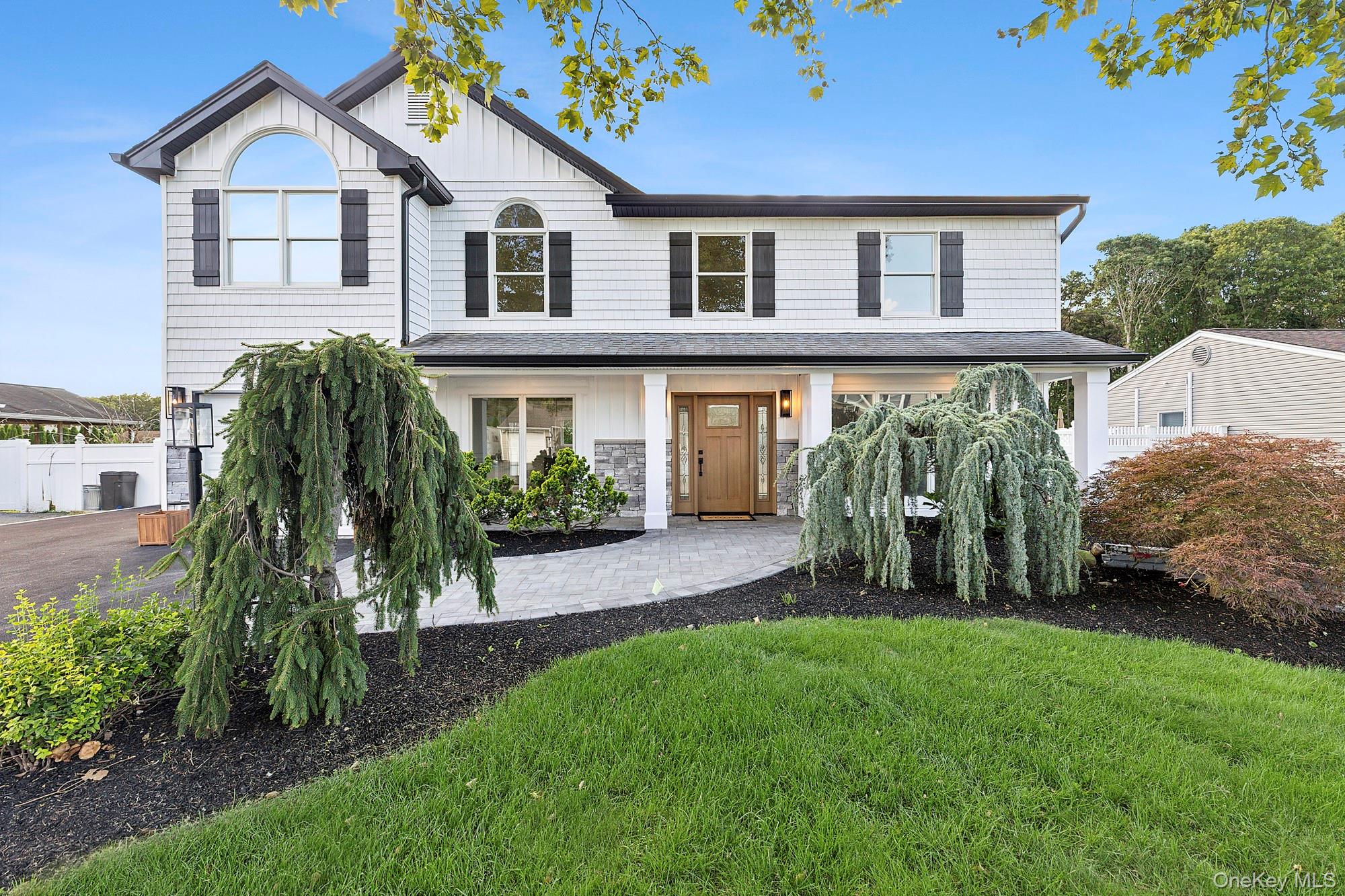 #1 photo, 36 Flintridge Drive, サフォーク郡 Holbrook , NY 11741