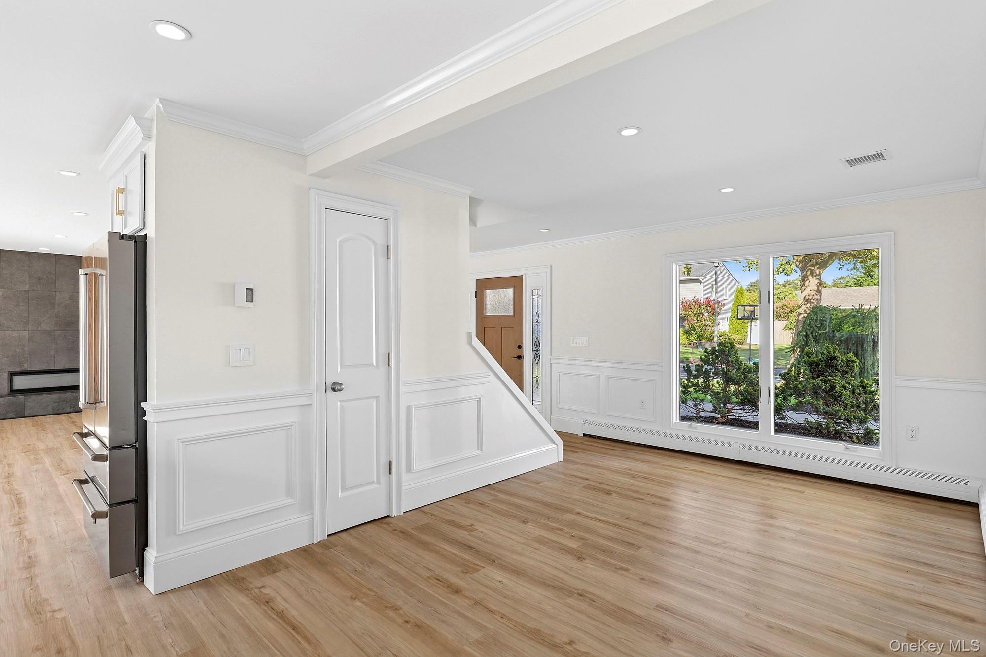 #11 photo, 36 Flintridge Drive, サフォーク郡 Holbrook , NY 11741