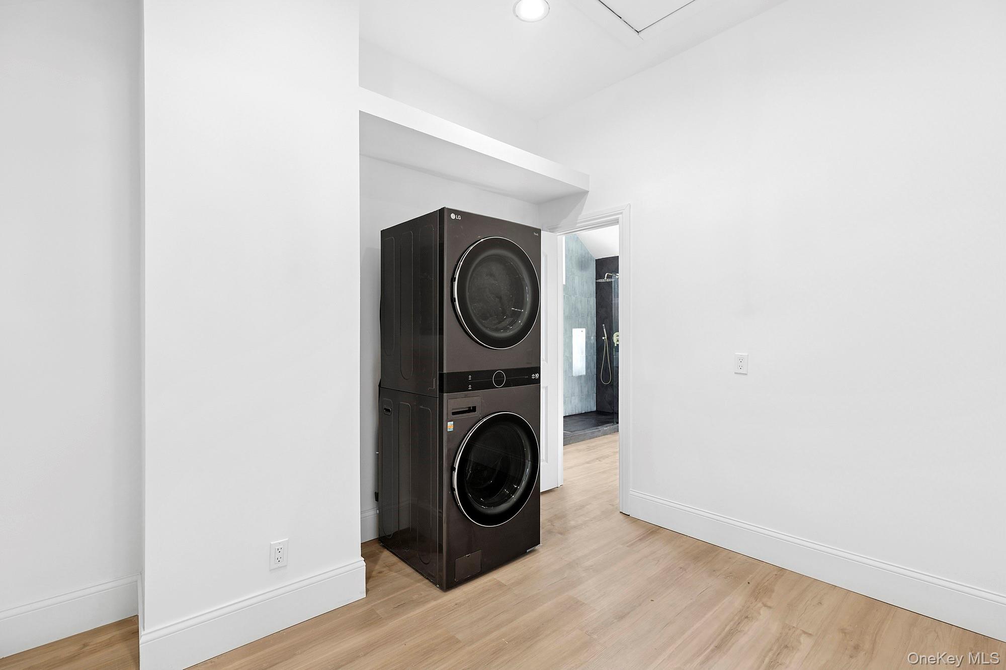 #16 photo, 36 Flintridge Drive, サフォーク郡 Holbrook , NY 11741