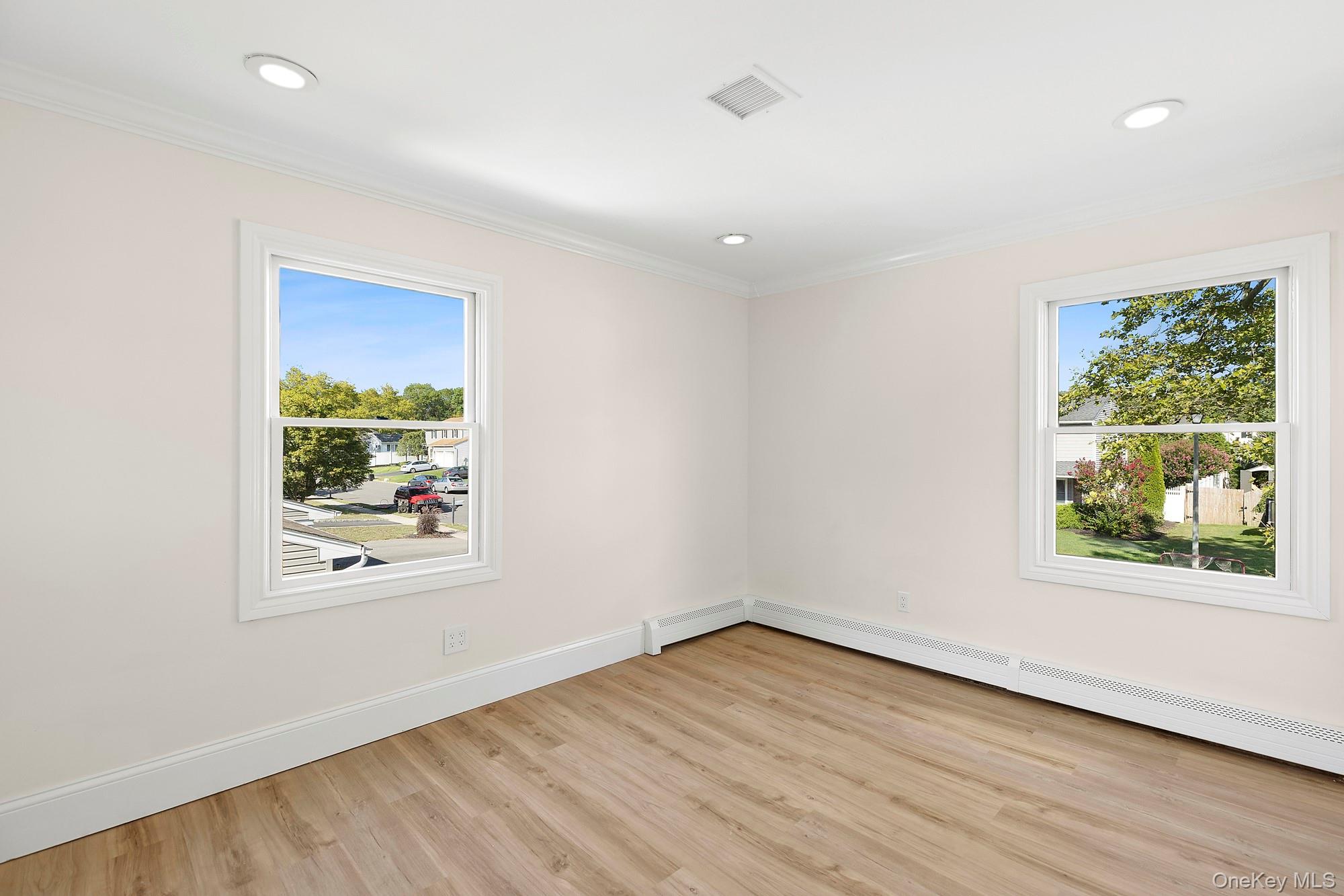 #18 photo, 36 Flintridge Drive, サフォーク郡 Holbrook , NY 11741