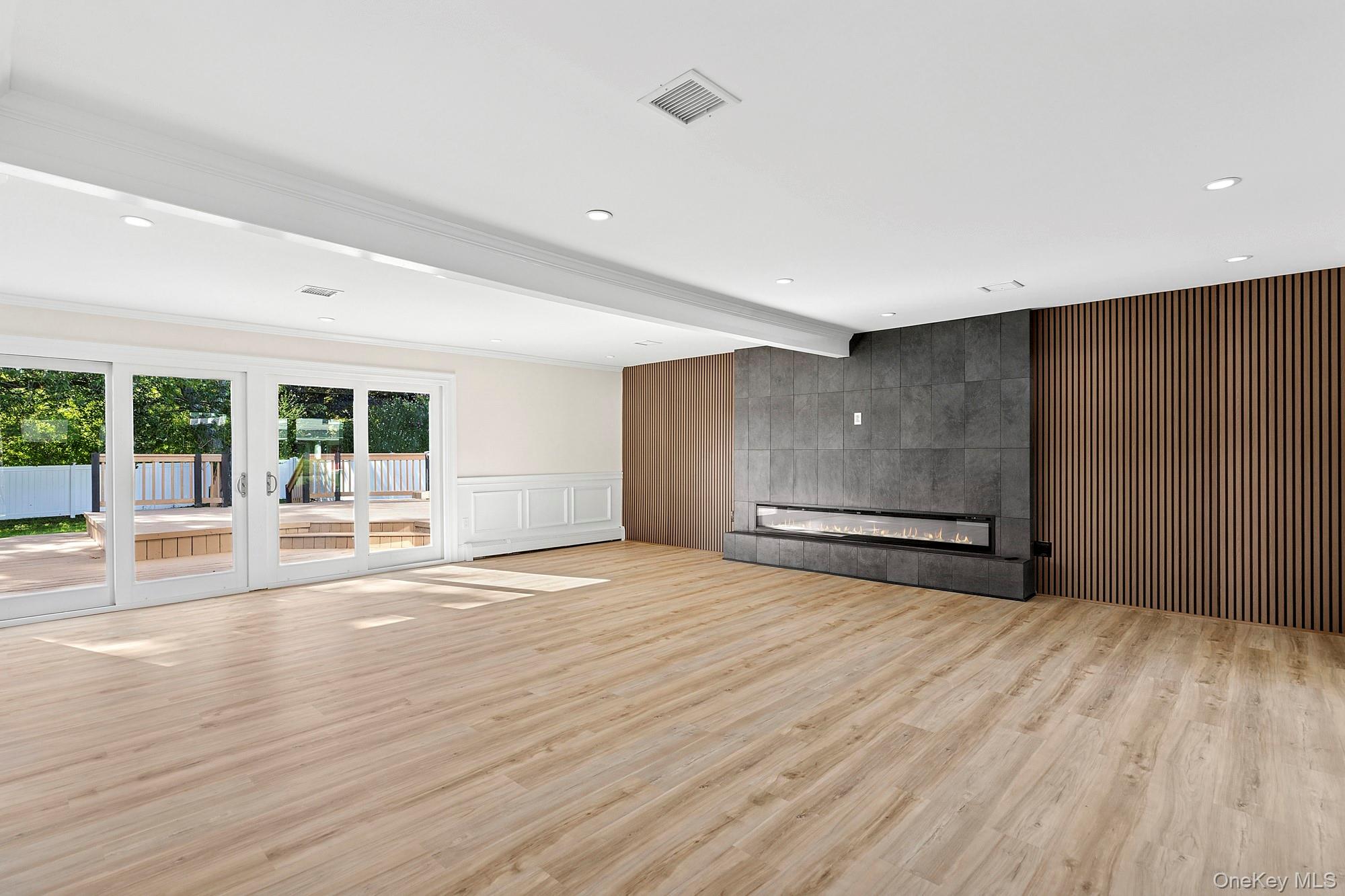 #5 photo, 36 Flintridge Drive, サフォーク郡 Holbrook , NY 11741