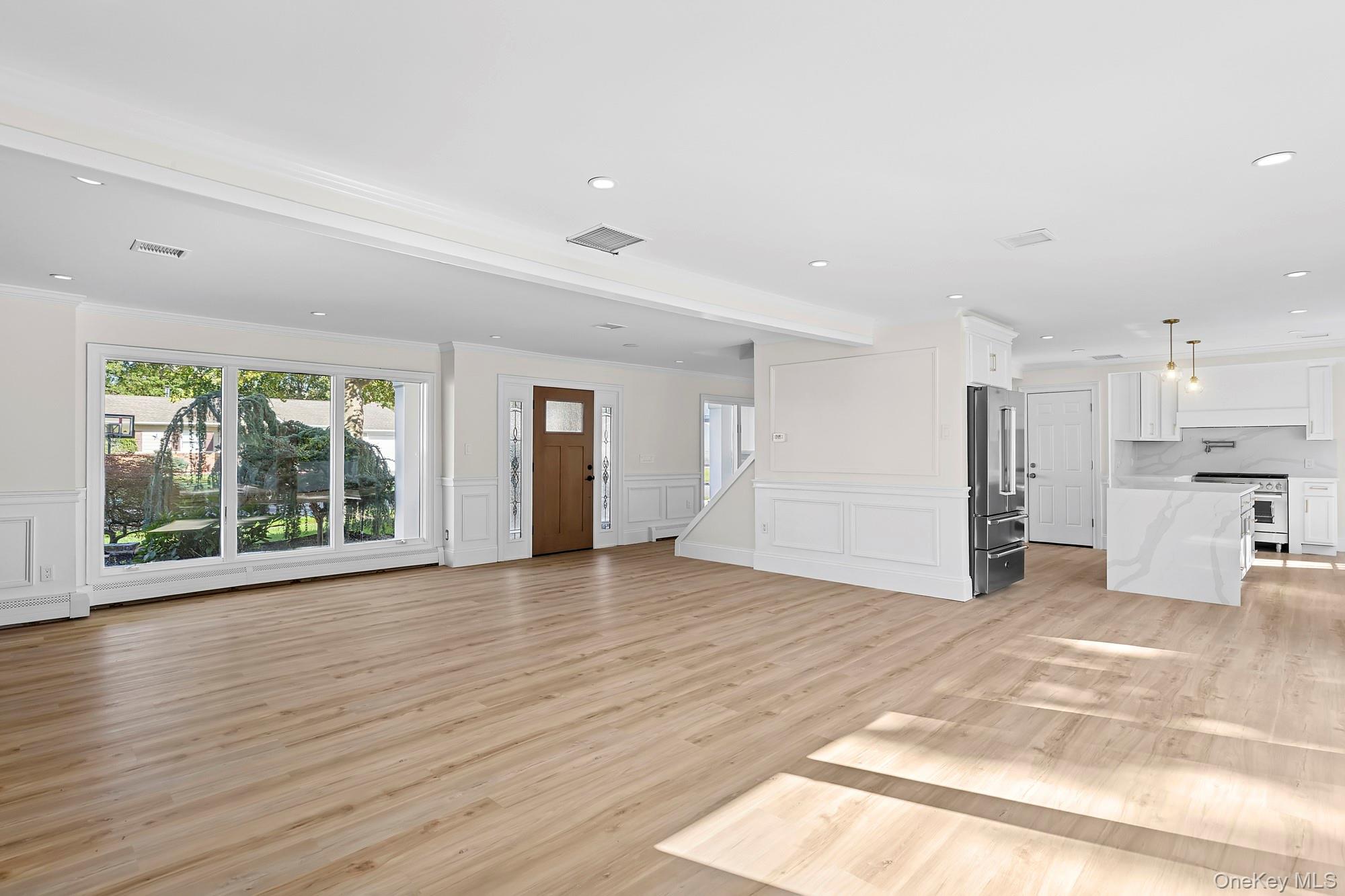 #8 photo, 36 Flintridge Drive, サフォーク郡 Holbrook , NY 11741