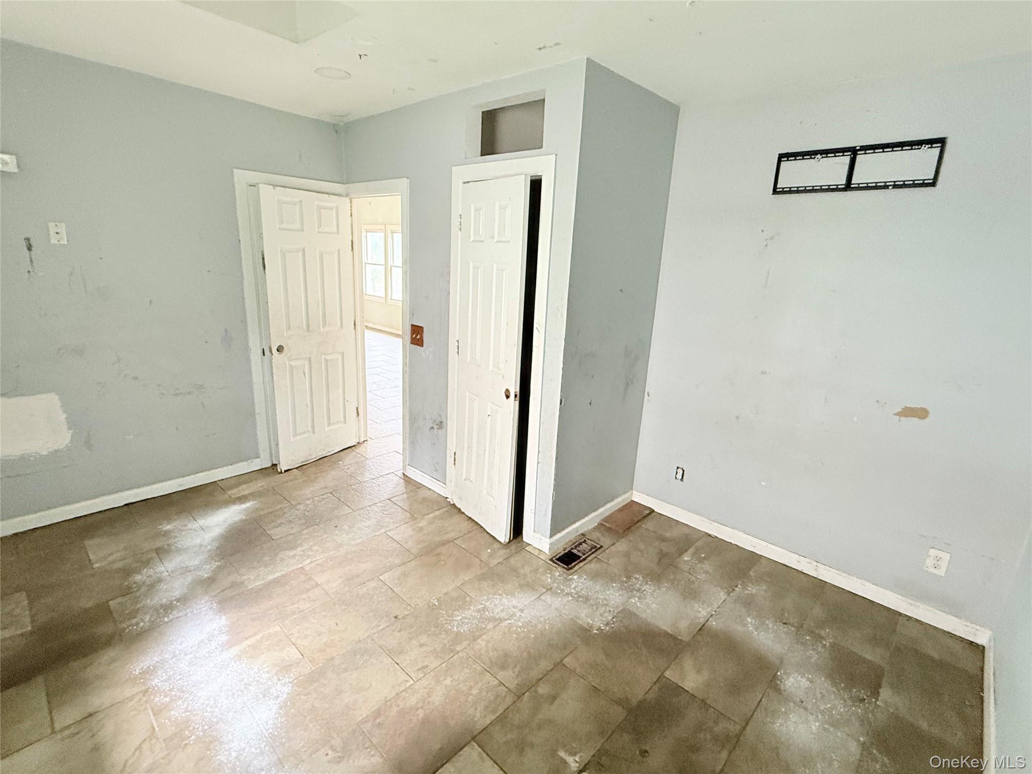 #12 photo, 210 Dartmouth Street, ナッソー郡 Hempstead , NY 11550