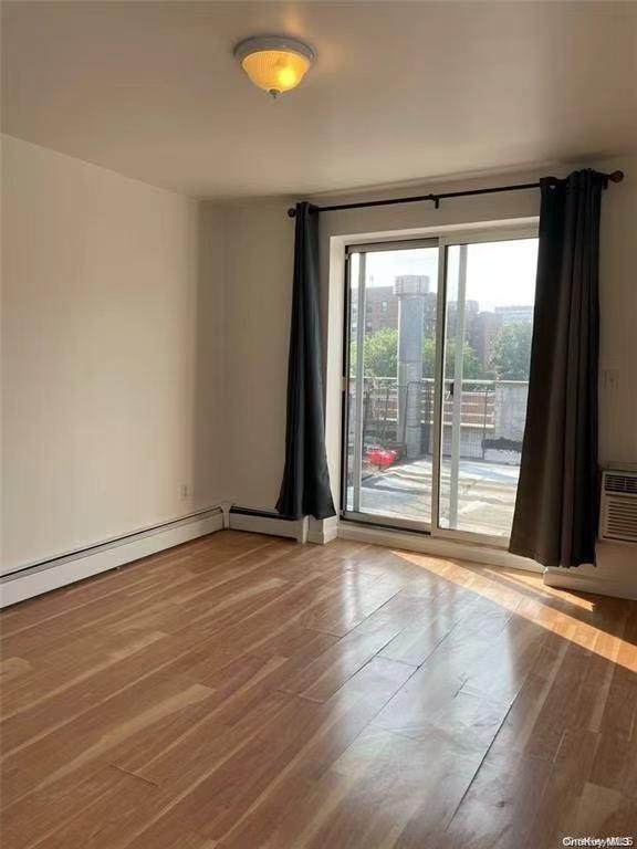 #4 photo, 132-73 Maple Avenue, クイーンズ区 Flushing , NY 11355