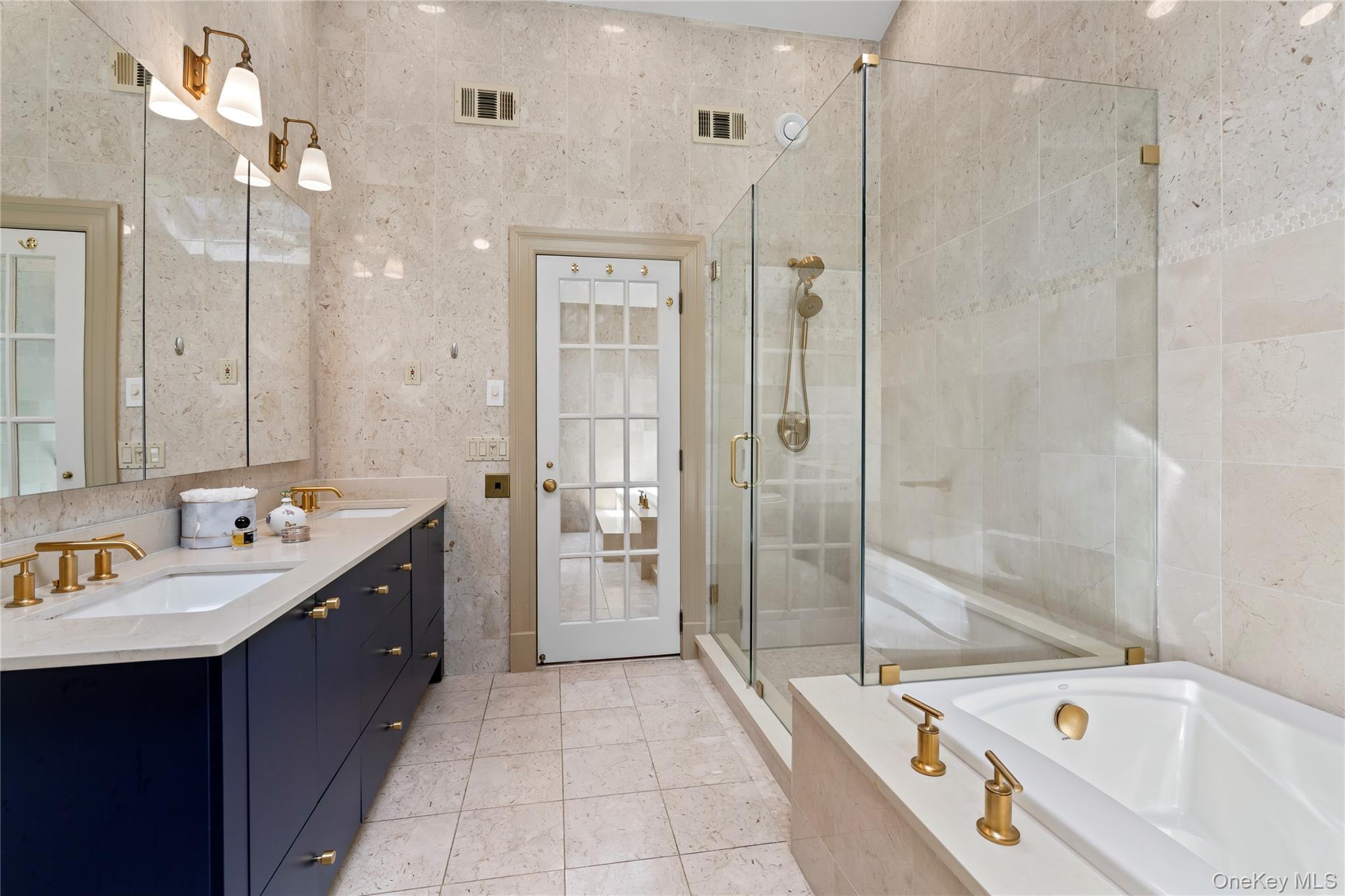 #20 photo, 25 Montrose Court, ナッソー郡 Roslyn Harbor , NY 11576