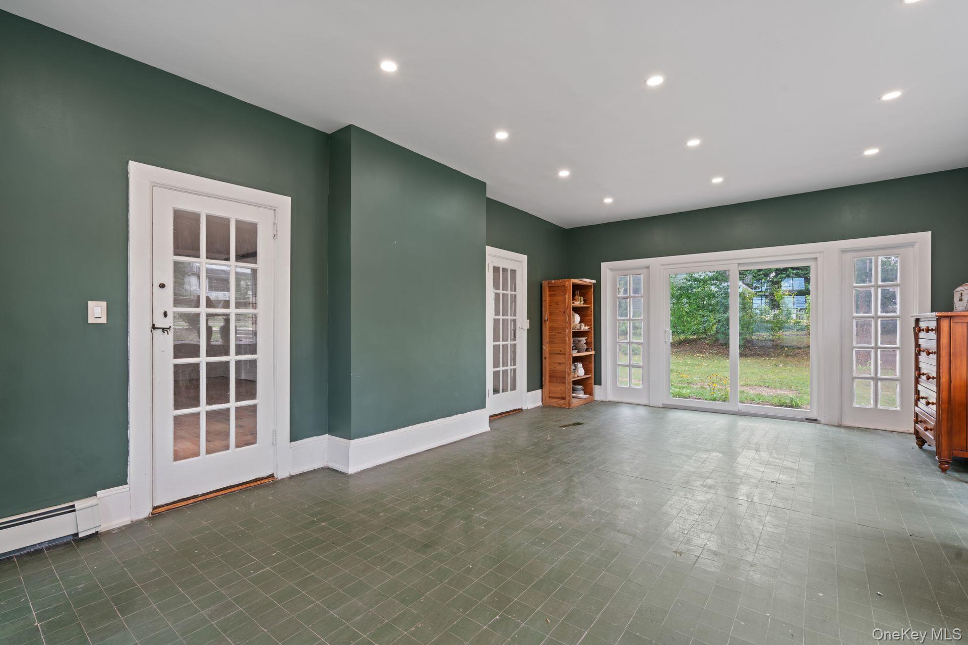 #10 photo, 30 Bryce Avenue, ナッソー郡 Glen Cove , NY 11542