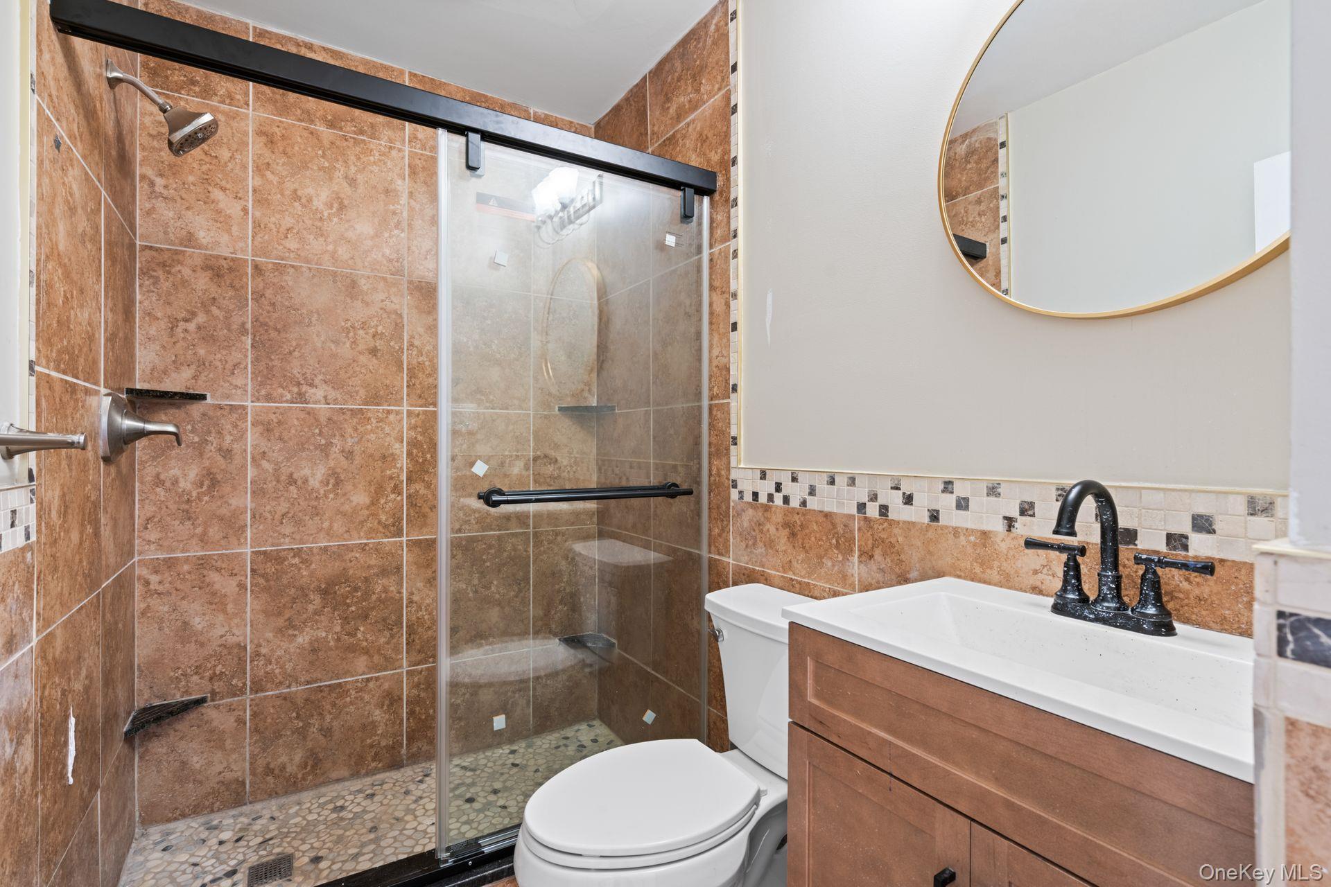 #11 photo, 30 Bryce Avenue, ナッソー郡 Glen Cove , NY 11542