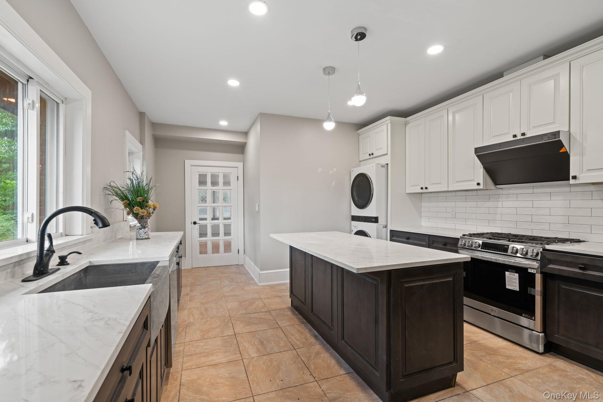 #15 photo, 30 Bryce Avenue, ナッソー郡 Glen Cove , NY 11542