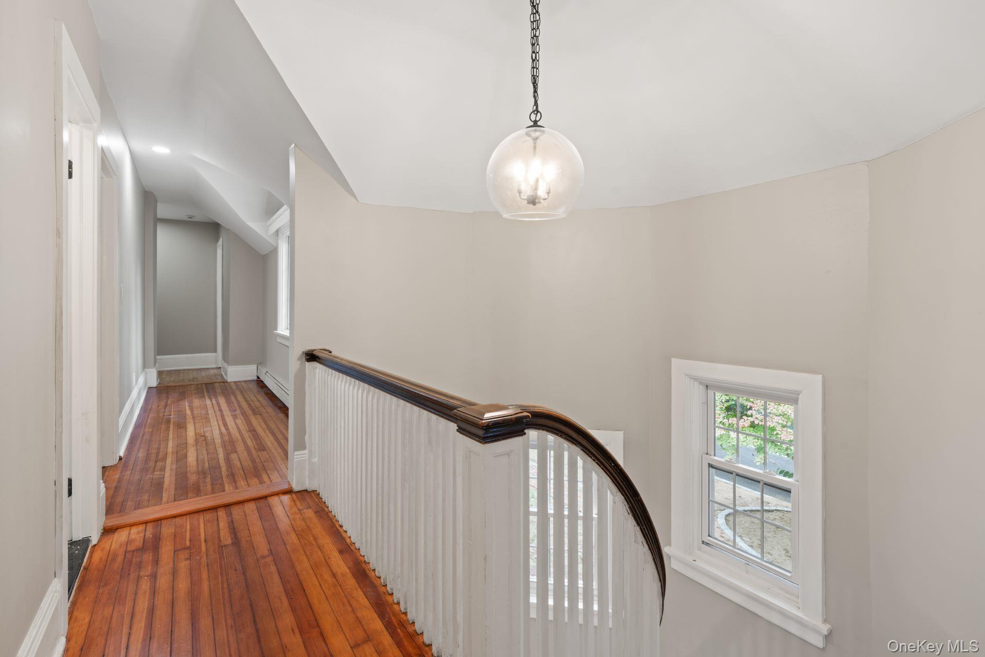 #20 photo, 30 Bryce Avenue, ナッソー郡 Glen Cove , NY 11542