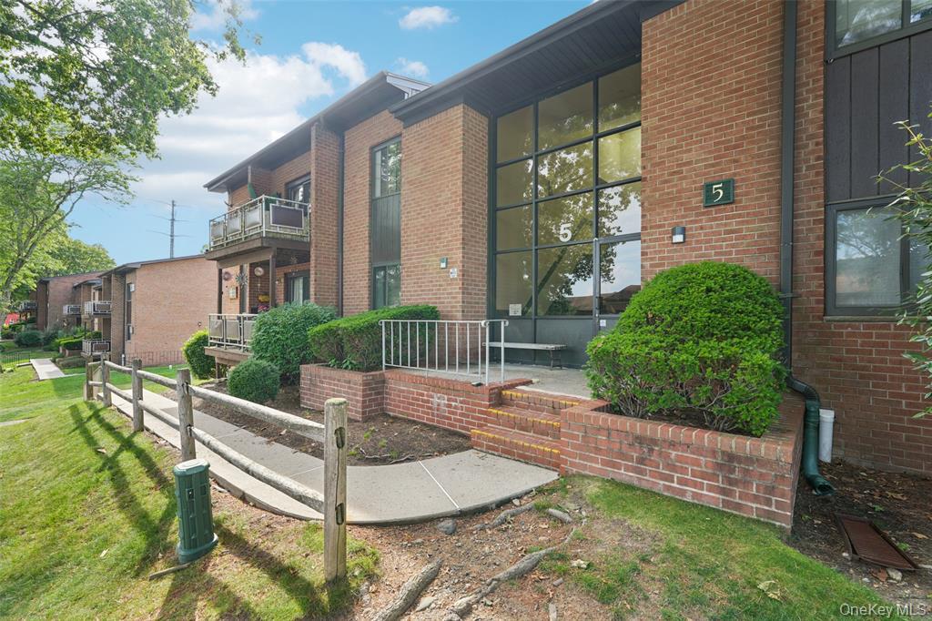 #1 photo, 5 Brevoort Drive, Pomona , NY 10970