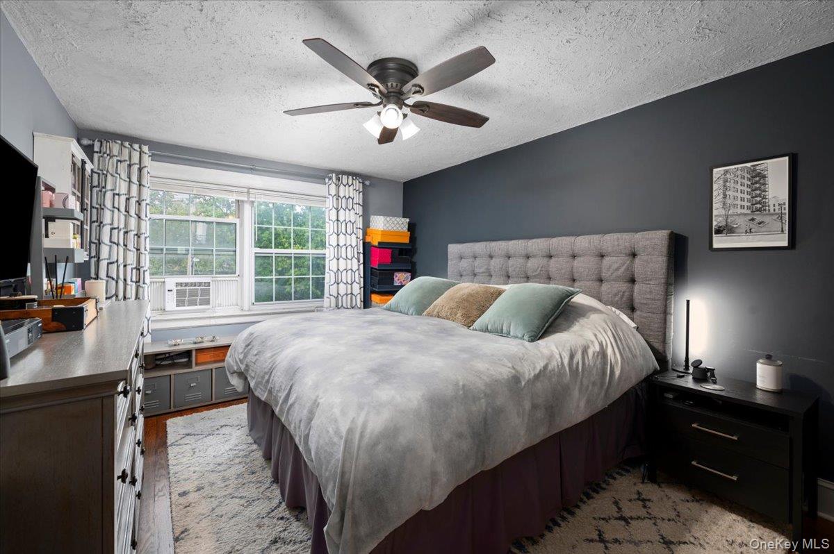 #12 photo, 512 Mamaroneck Avenue, White Plains , NY 10605