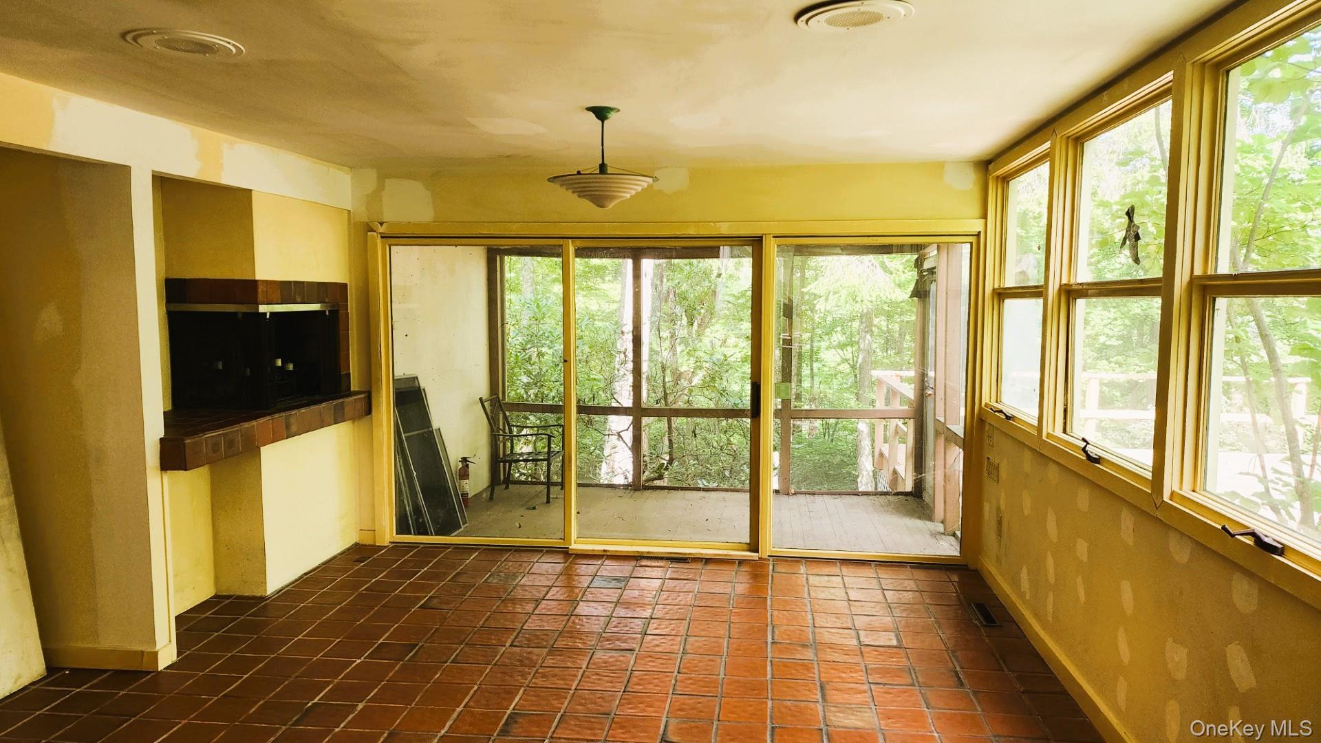 #15 photo, 402 Hortontown Road, Hopewell Junction , NY 12533