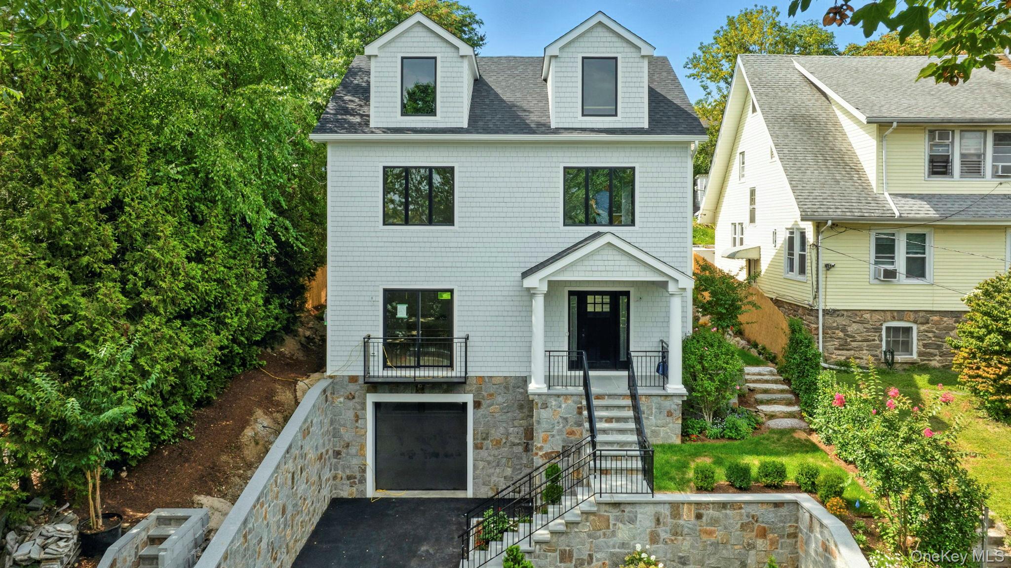 #2 photo, 64 1/2 Exchange Place, Port Chester , NY 10573