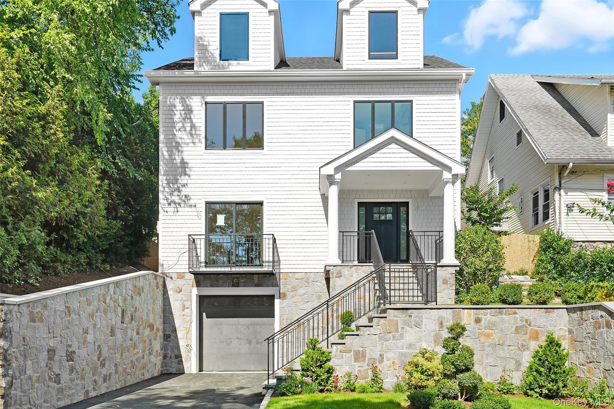 #4 photo, 64 1/2 Exchange Place, Port Chester , NY 10573