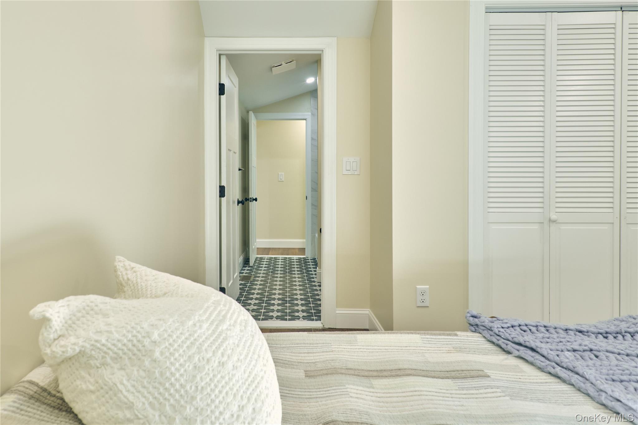 #11 photo, 536 River Road, Rhinebeck , NY 12572